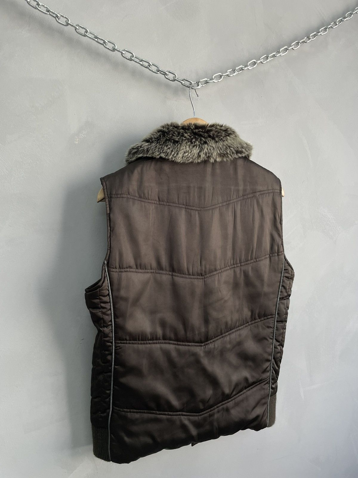 Le Grande Bleu (L.G.B.) nylon ifsixwasnine style fur collar 90s nylon vest jacjet Size US L / EU 52-54 / 3 - 9 Thumbnail