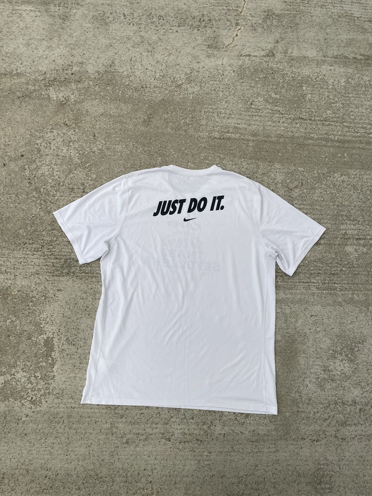 Nike Nike tshirt Size US XXL / EU 58 / 5 - 8 Thumbnail
