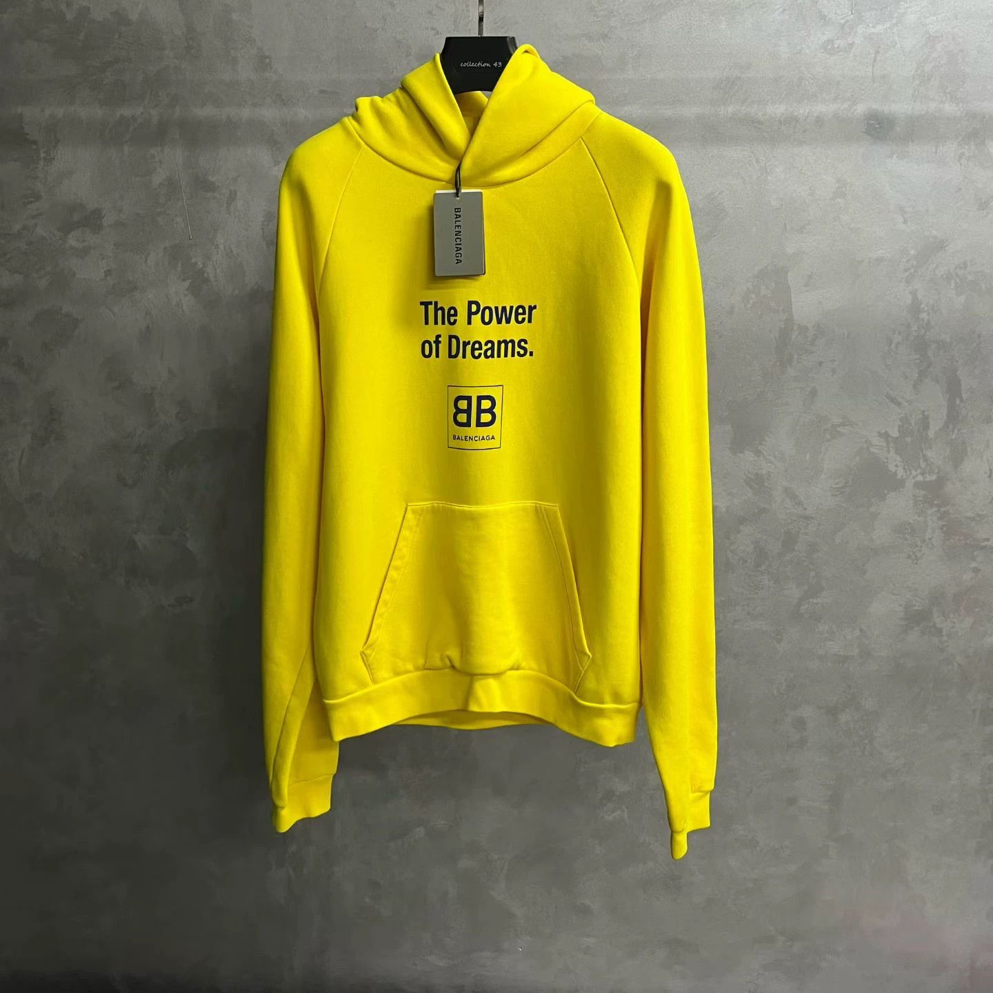 Balenciaga Balenciaga Printed Graphic Yellow Hoodie XL Men Size US XL / EU 56 / 4 - 1 Thumbnail