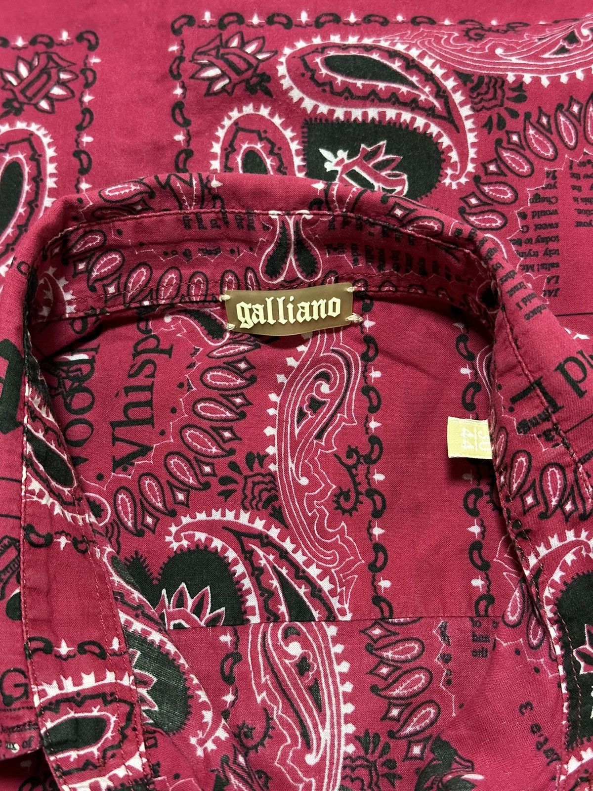 John Galliano JOHN GALLIANO Newspaper Print Paisley Shirt Size L / US 10 / IT 46 - 5 Thumbnail
