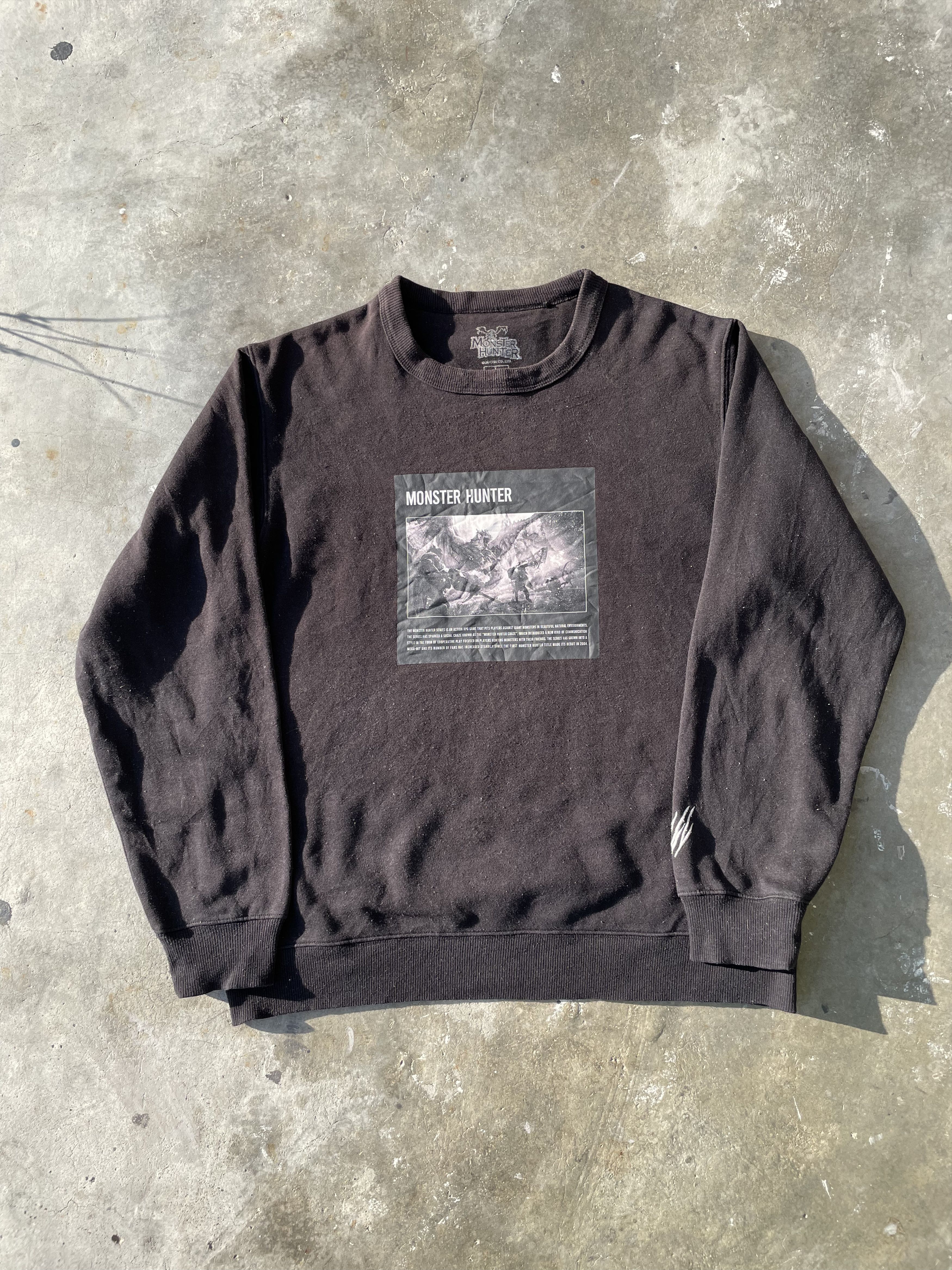Vintage Vintage 00s Capcom Gaming Monster Hunter Print Sweatshirt Size US L / EU 52-54 / 3 - 1 Thumbnail