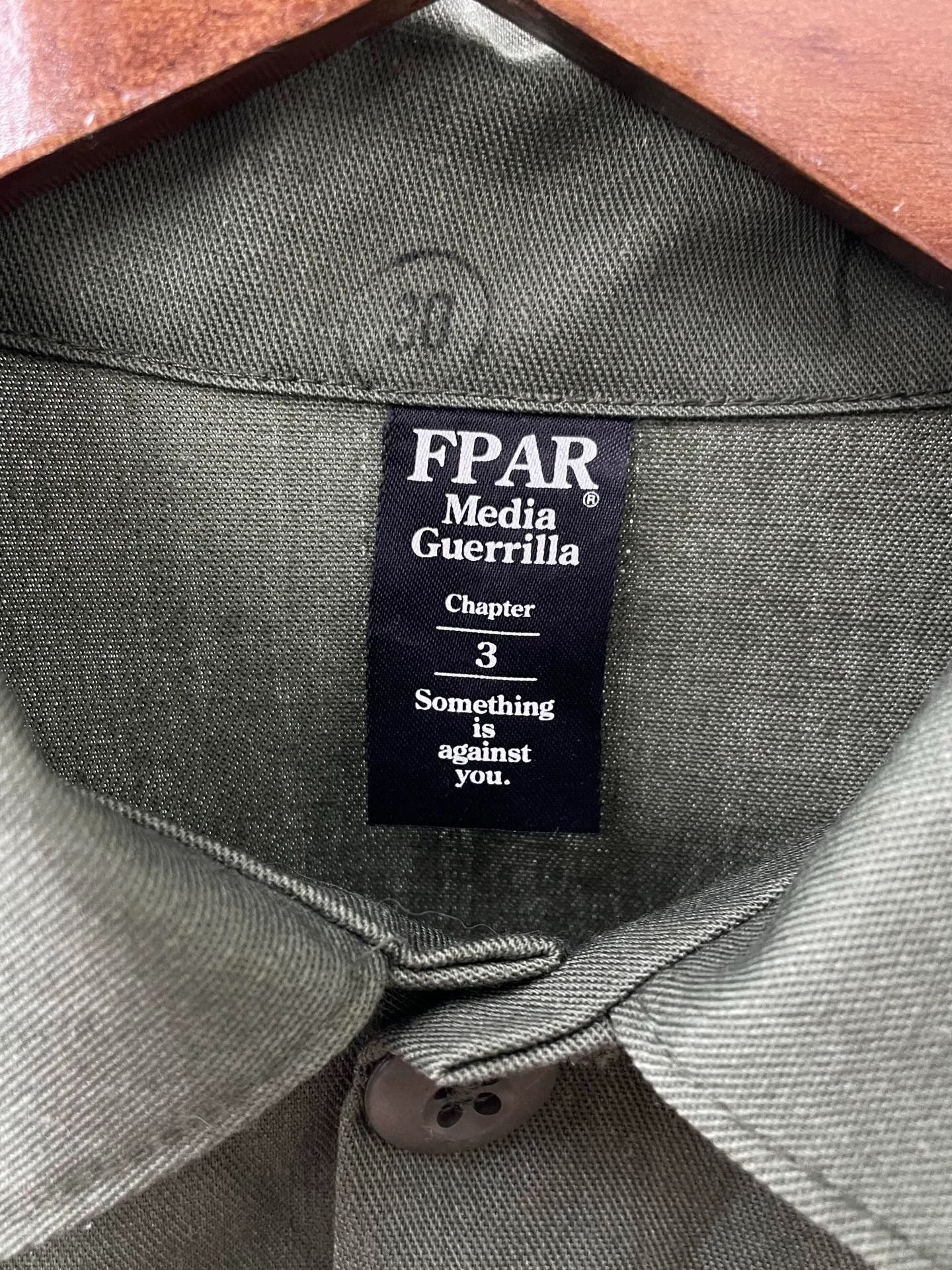 FPAR clot x FPAR MediaGuerrilla military green pocket shirt Size US L / EU 52-54 / 3 - 3 Thumbnail