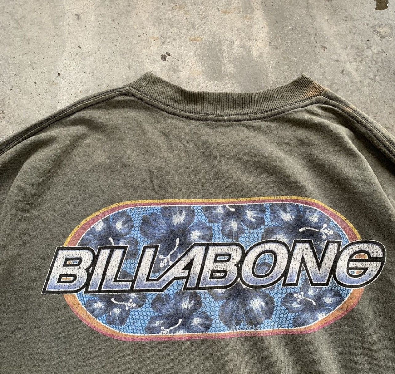Billabong Vintage thrashed SunFaded Billabong Australia Surfboard Tee Size US XL / EU 56 / 4 - 1 Thumbnail