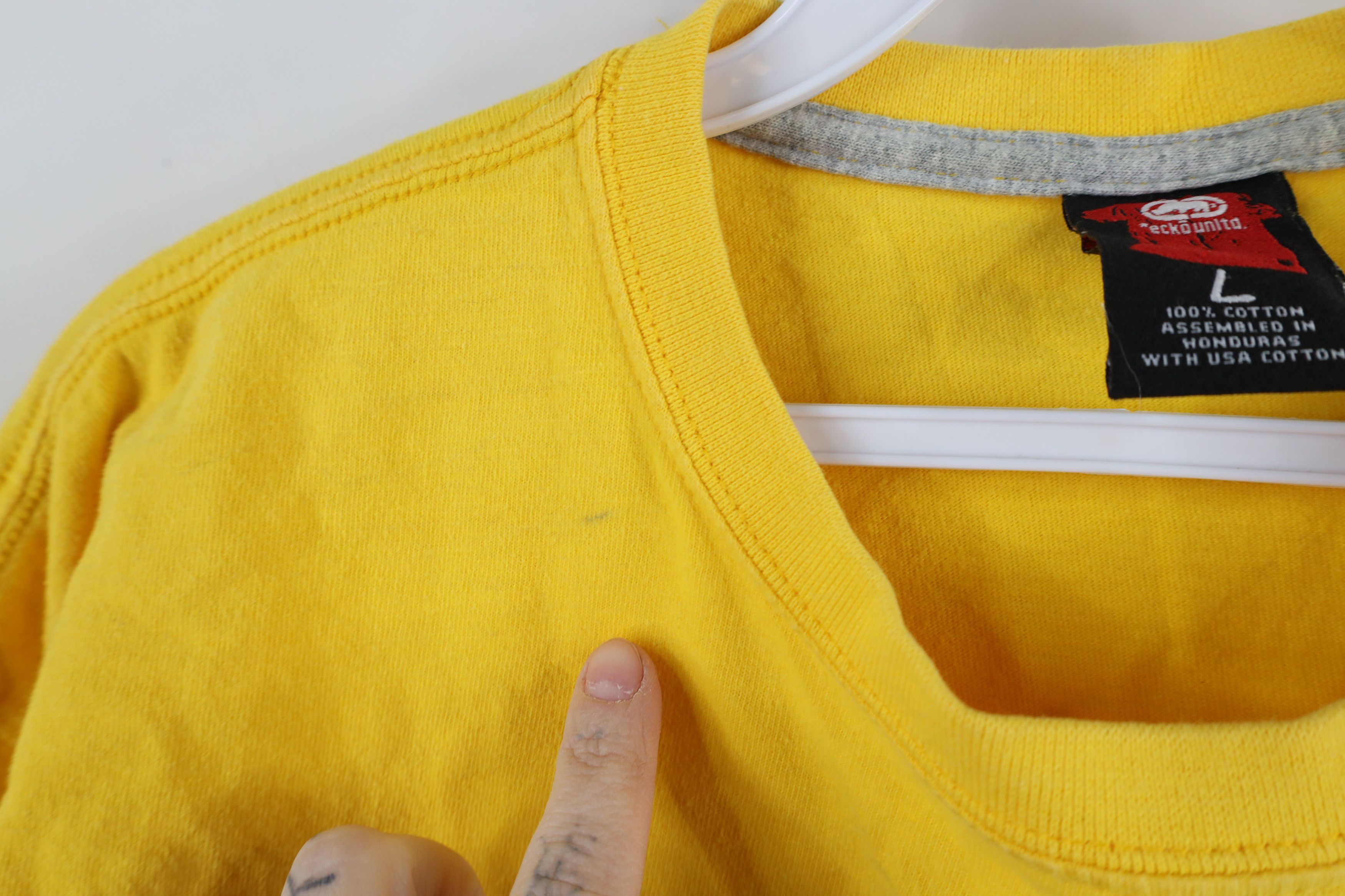 Ecko Unltd. × Vintage Vintage 90s Y2K Ecko Spell Out Baggy Fit T-Shirt Yellow Size US L / EU 52-54 / 3 - 9 Thumbnail