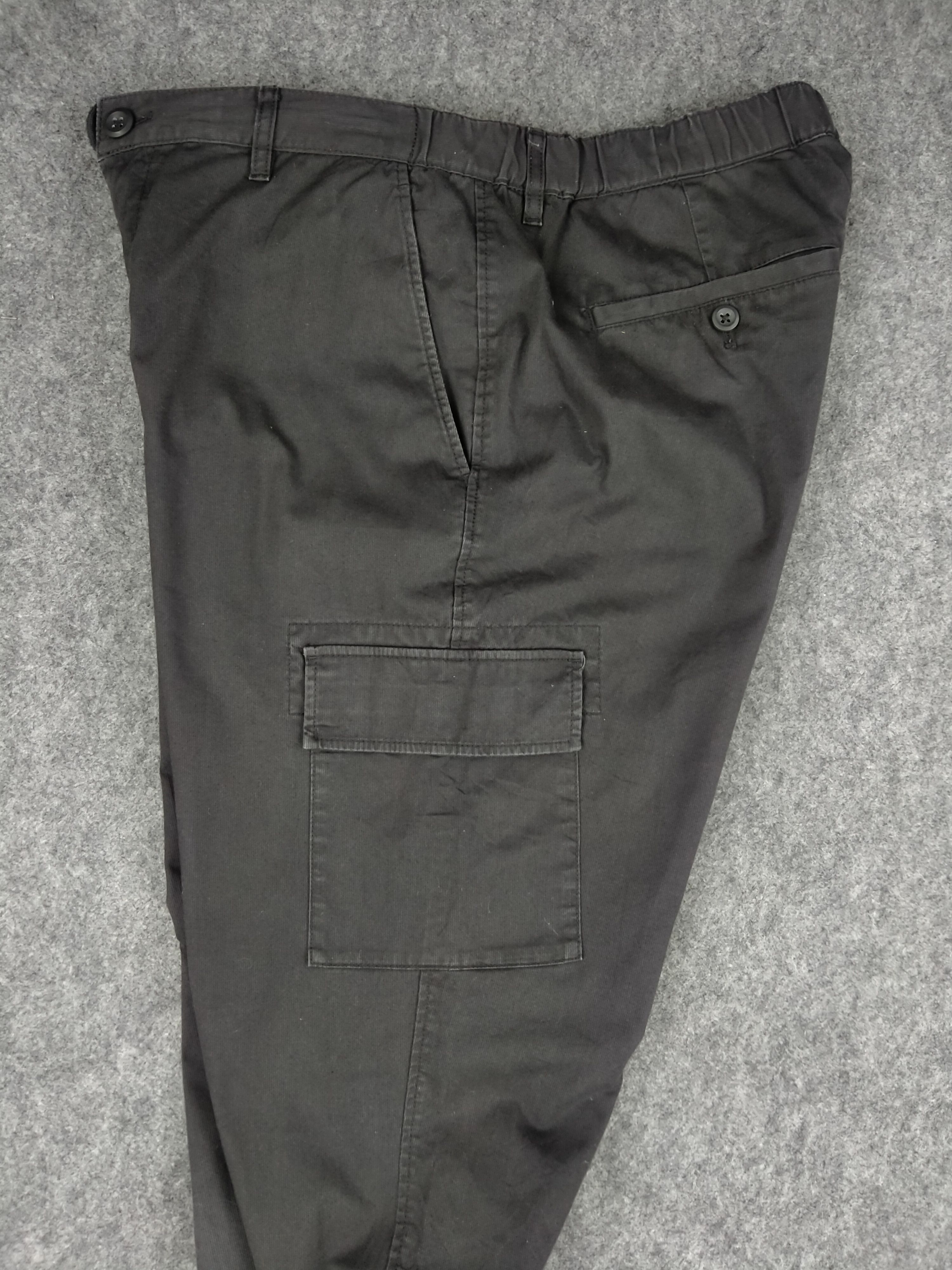 Japanese Brand Uniqlo Japanese Brand Cargo Multi Pocket Pants 33x28.5 CP092 Size US 32 / EU 48 - 6 Thumbnail