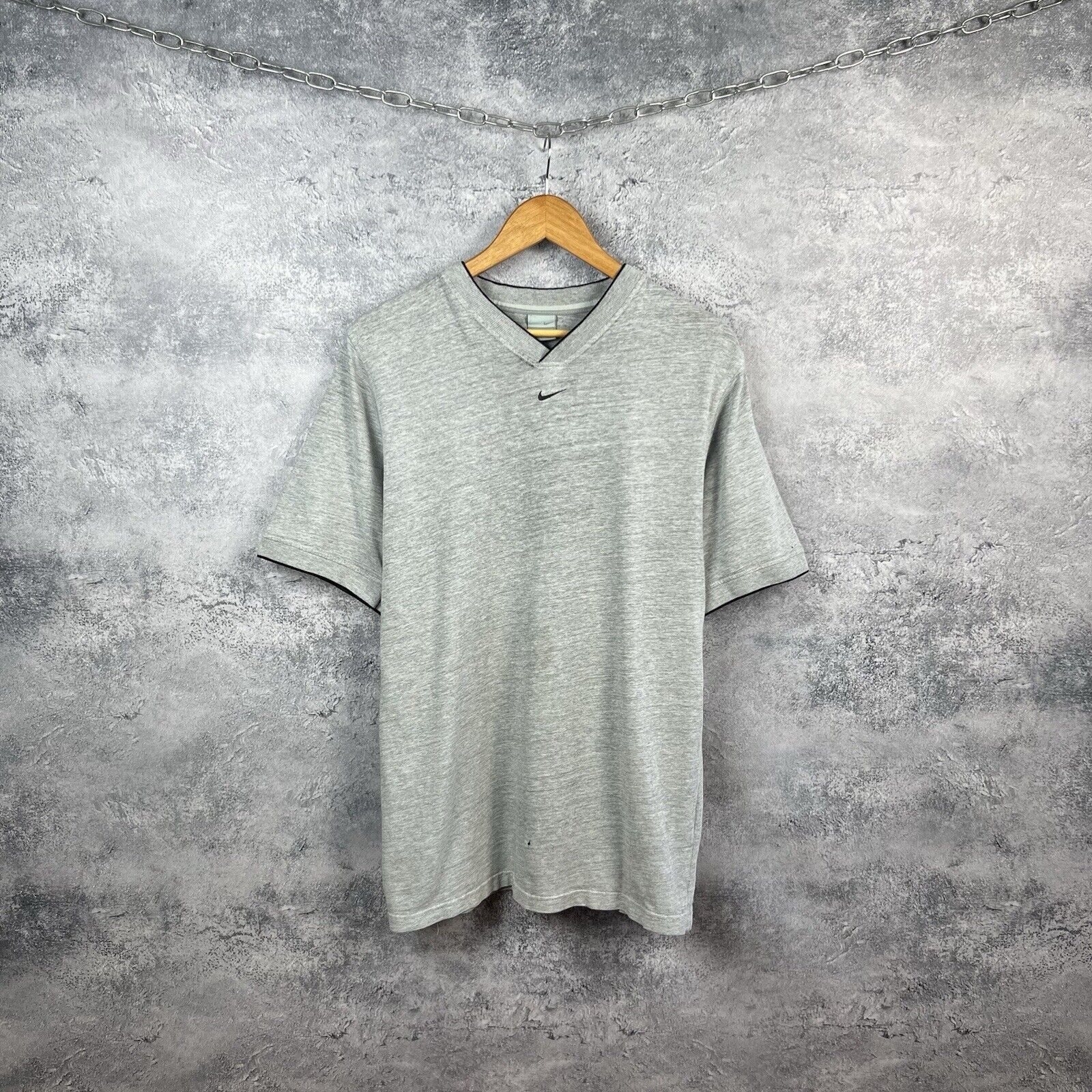 Nike Nike V Neck Vintage Tee Men's Size M Short Sleeve Size US M / EU 48-50 / 2 - 1 Thumbnail