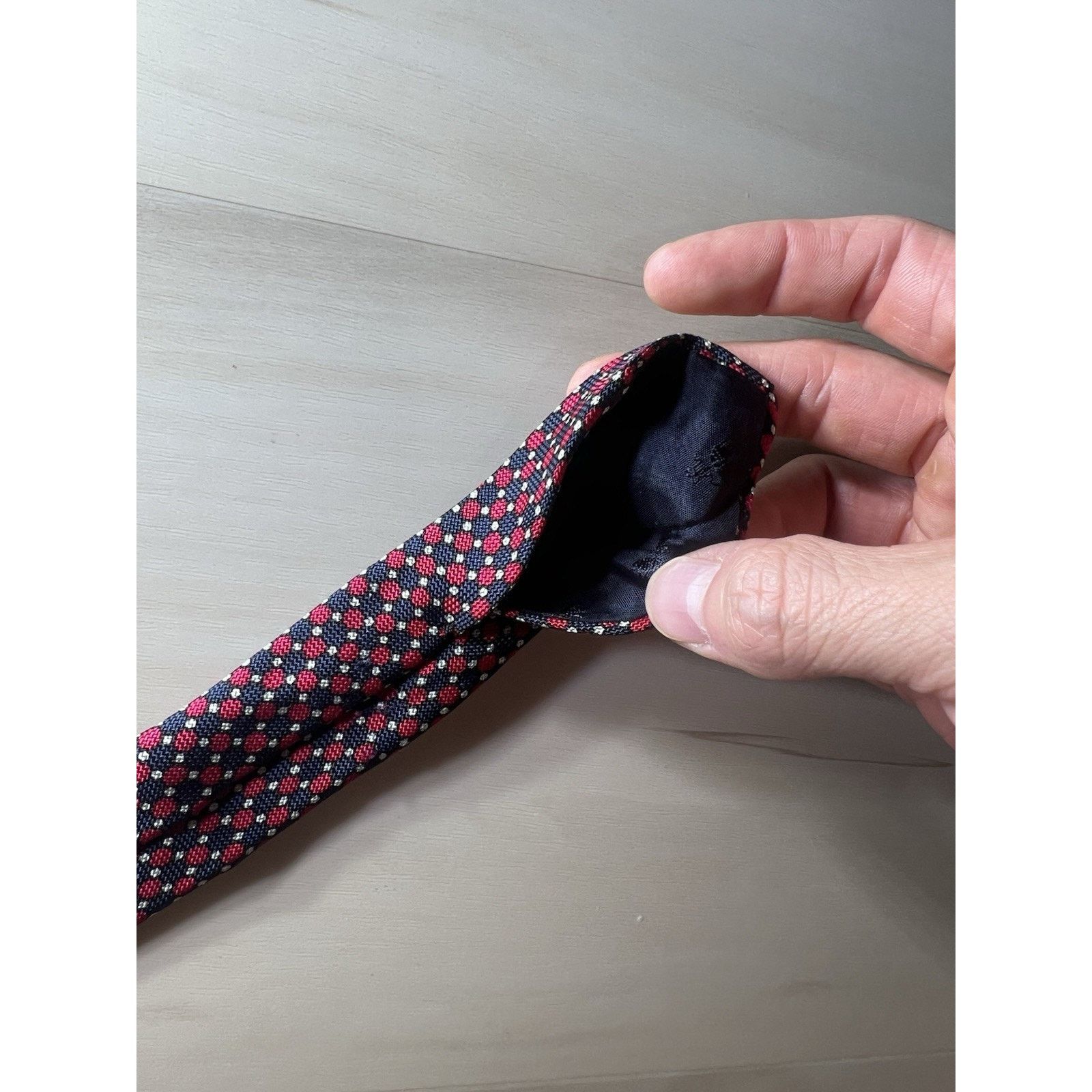Brooks Brothers Brooks Brothers Makers All Silk NeckTie Geometric Dots Red Size ONE SIZE - 3 Thumbnail