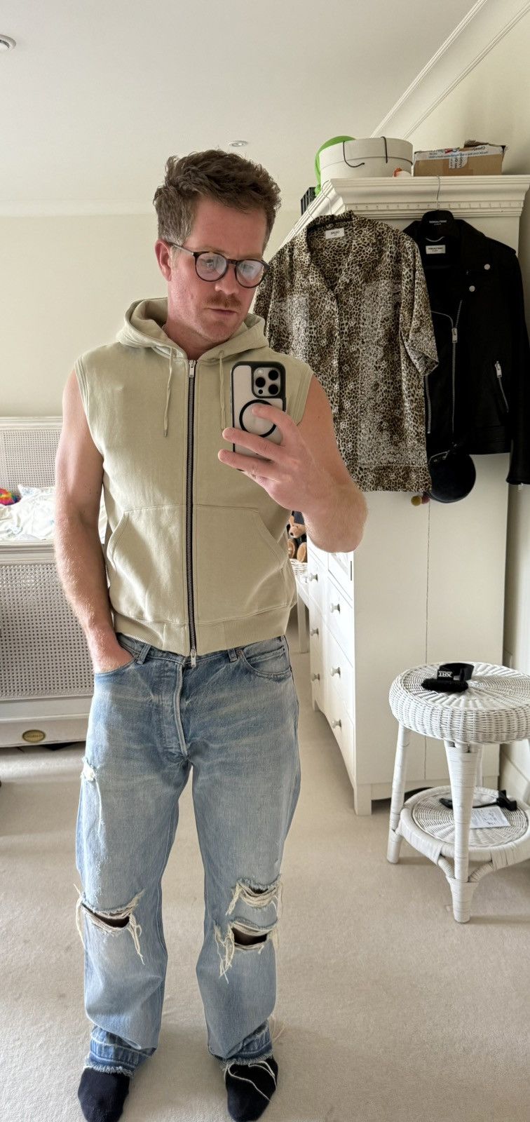 Saint Laurent Paris SS23 Saint Laurent Hoodie Zippe Sans Manches sleeveless tank Size US L / EU 52-54 / 3 - 21 Thumbnail