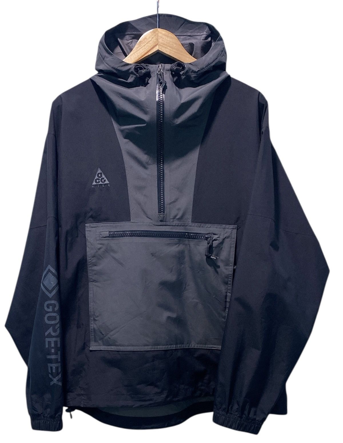 Nike ACG Nike ACG Gore-Tex Paclite vintage y2k black jacket | Grailed