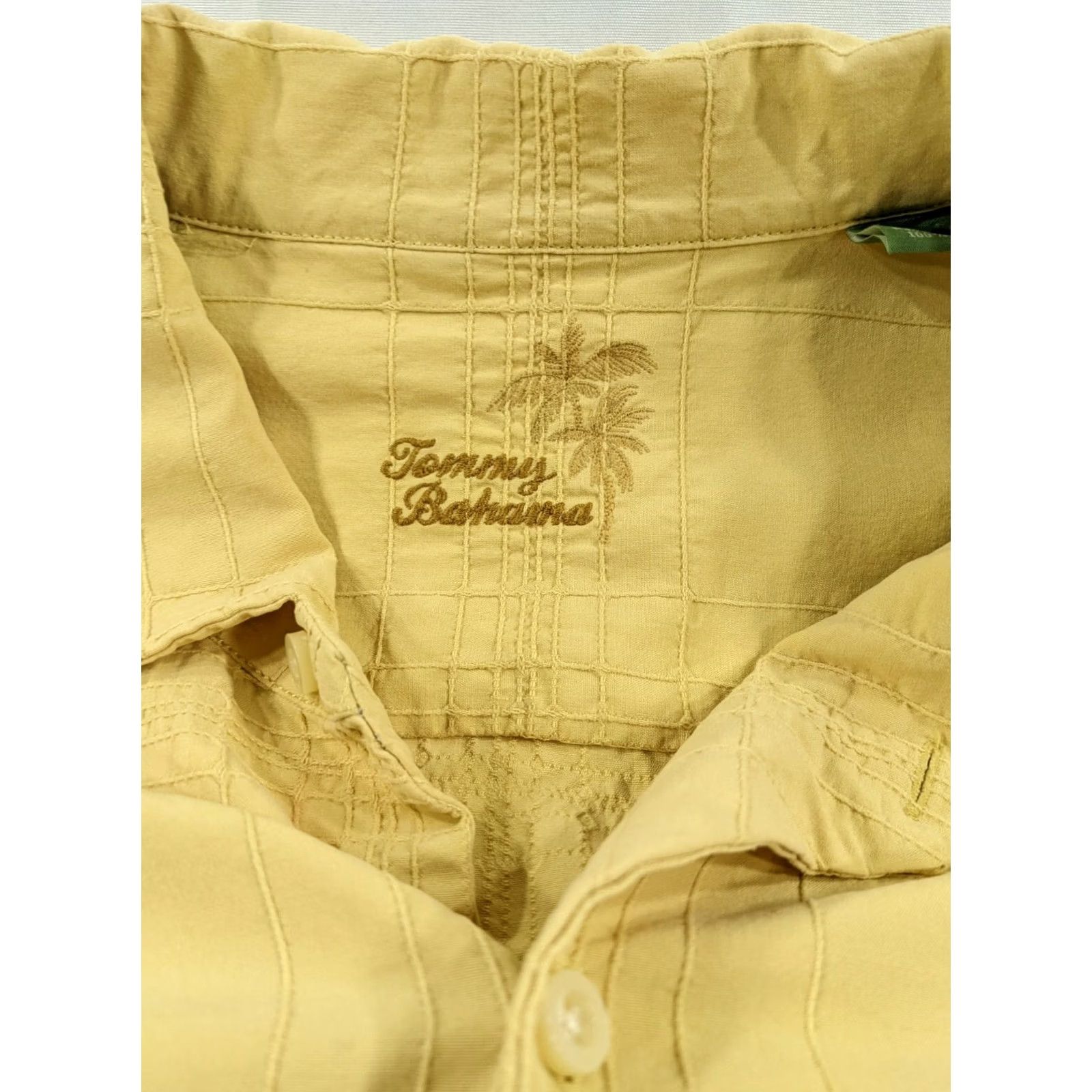 Tommy Bahama VINTAGE Tommy Bahama Shirt Silk Short Sleeve Button-Up XL Yellow Texture Floral Embroidered Logo Breathable All Seasons Mens Size US XL / EU 56 / 4 - 3 Thumbnail