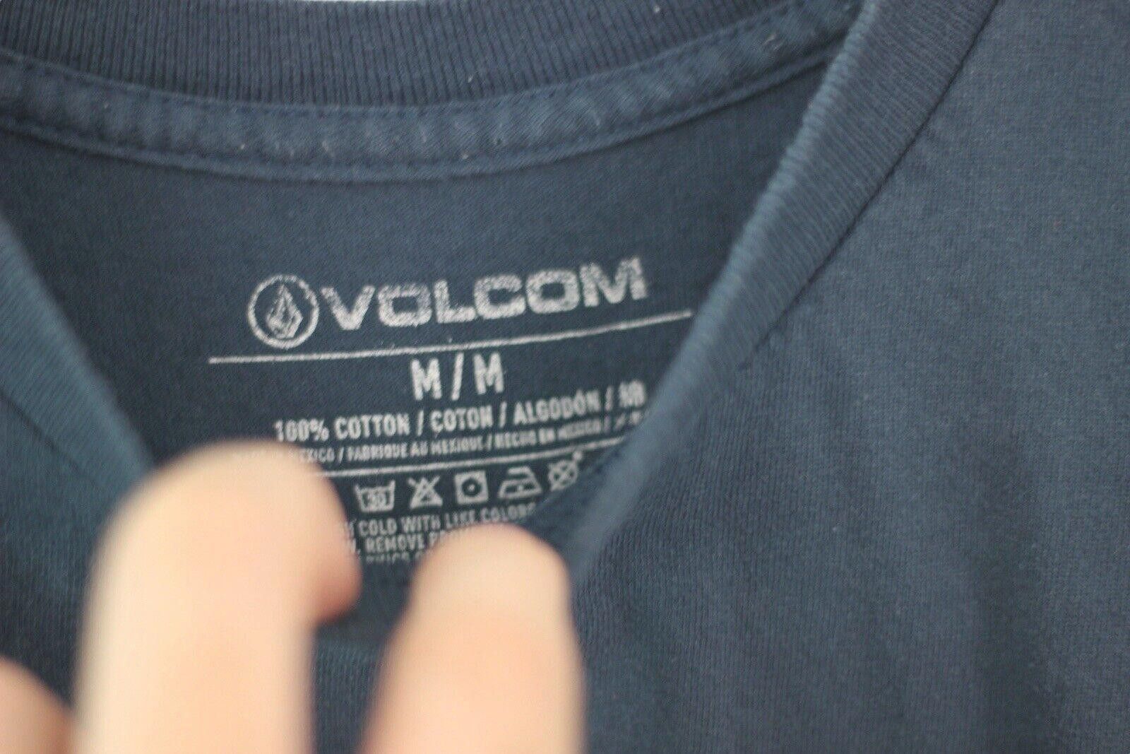 Designer Vintage Y2K Volcom Crisp Stone Skate Surf Shirt Sz M Size US M / EU 48-50 / 2 - 5 Thumbnail