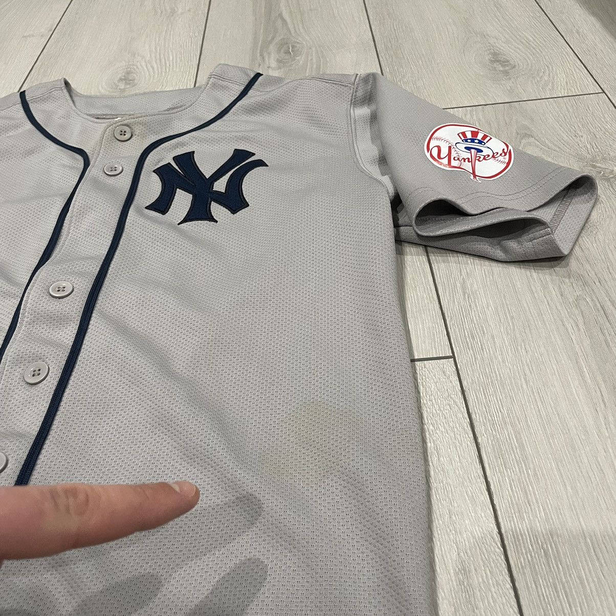 Majestic × New York Yankees × Vintage 90s Bernie Williams New York Yankees jersey Teixeira majesti Size US S / EU 44-46 / 1 - 4 Thumbnail