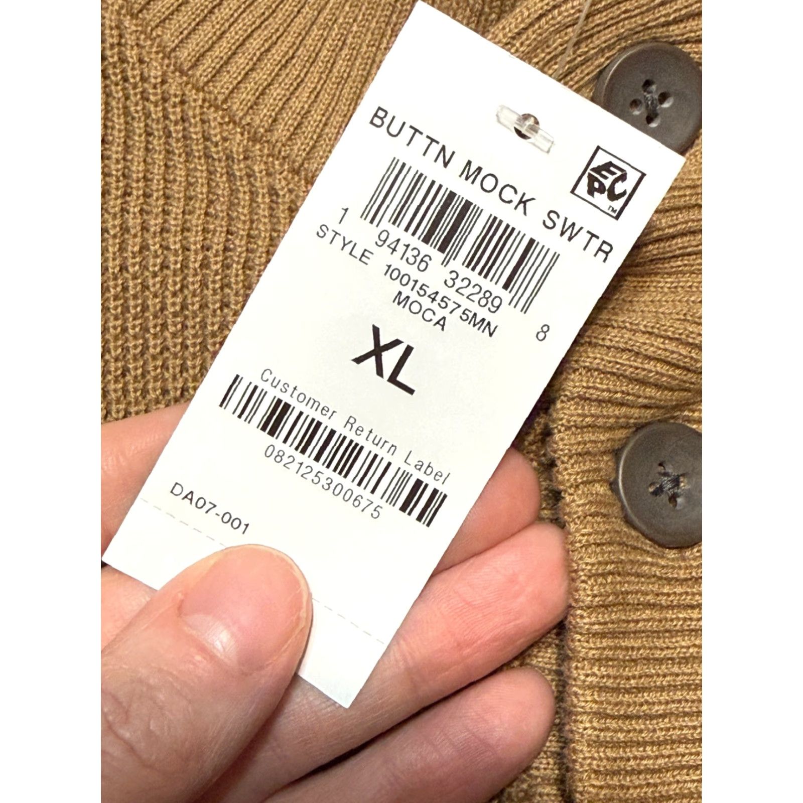 Club Room VINTAGE would not apply here; based on rules, keep as: Club Room Sweater Men's XL Mocha Brown V-Neck Pullover 3/4 Button NWT Size US XL / EU 56 / 4 - 7 Thumbnail