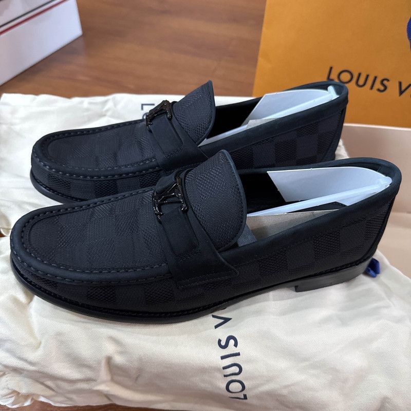 Louis Vuitton Louis Vuitton Black Leather Fashion Loafers for Men -2508 Size US 8.5 / EU 41-42 - 1 Thumbnail