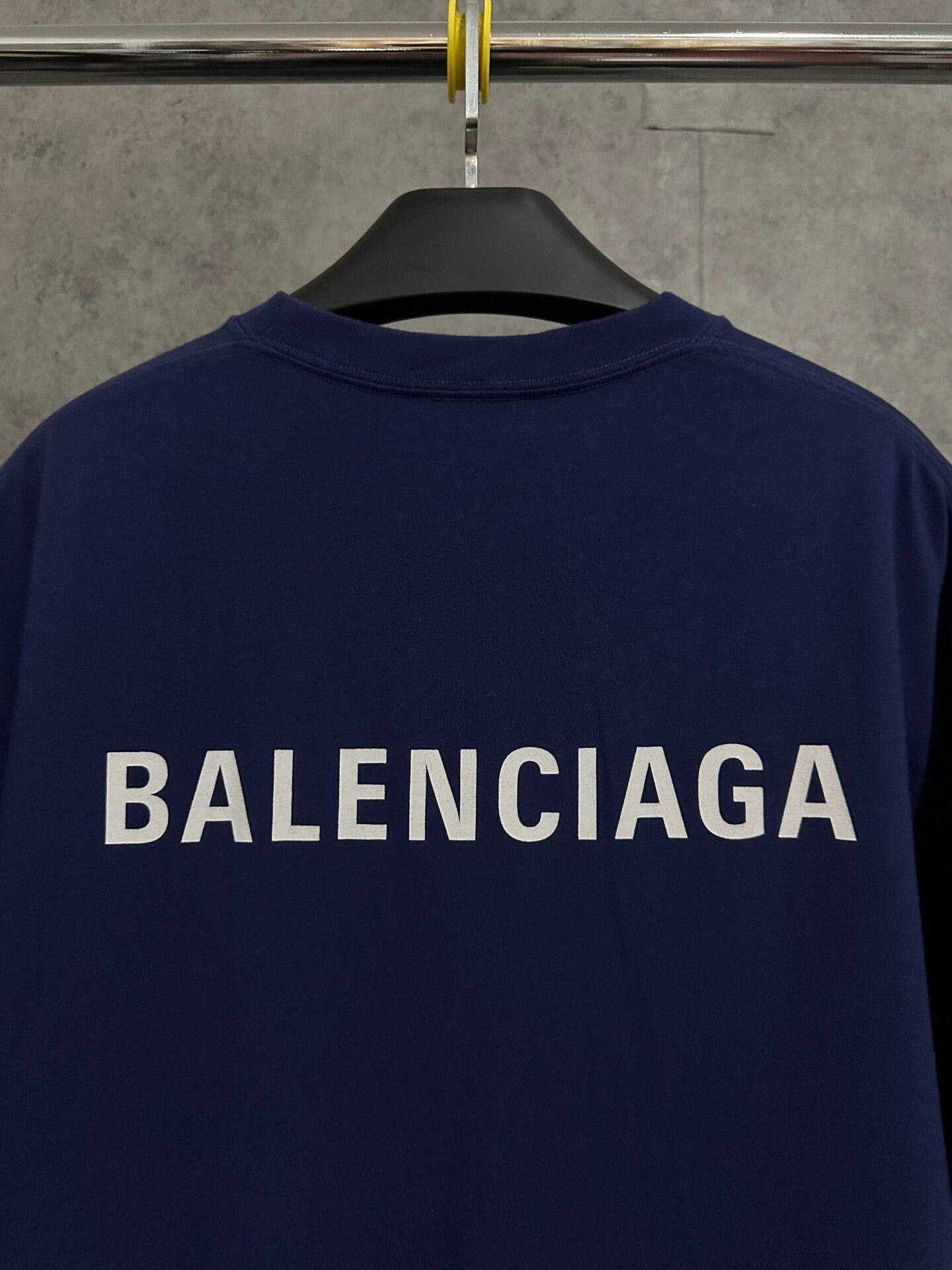 Balenciaga Balenciaga Short-Sleeve Logo Print T-Shirt Size US M / EU 48-50 / 2 - 5 Thumbnail