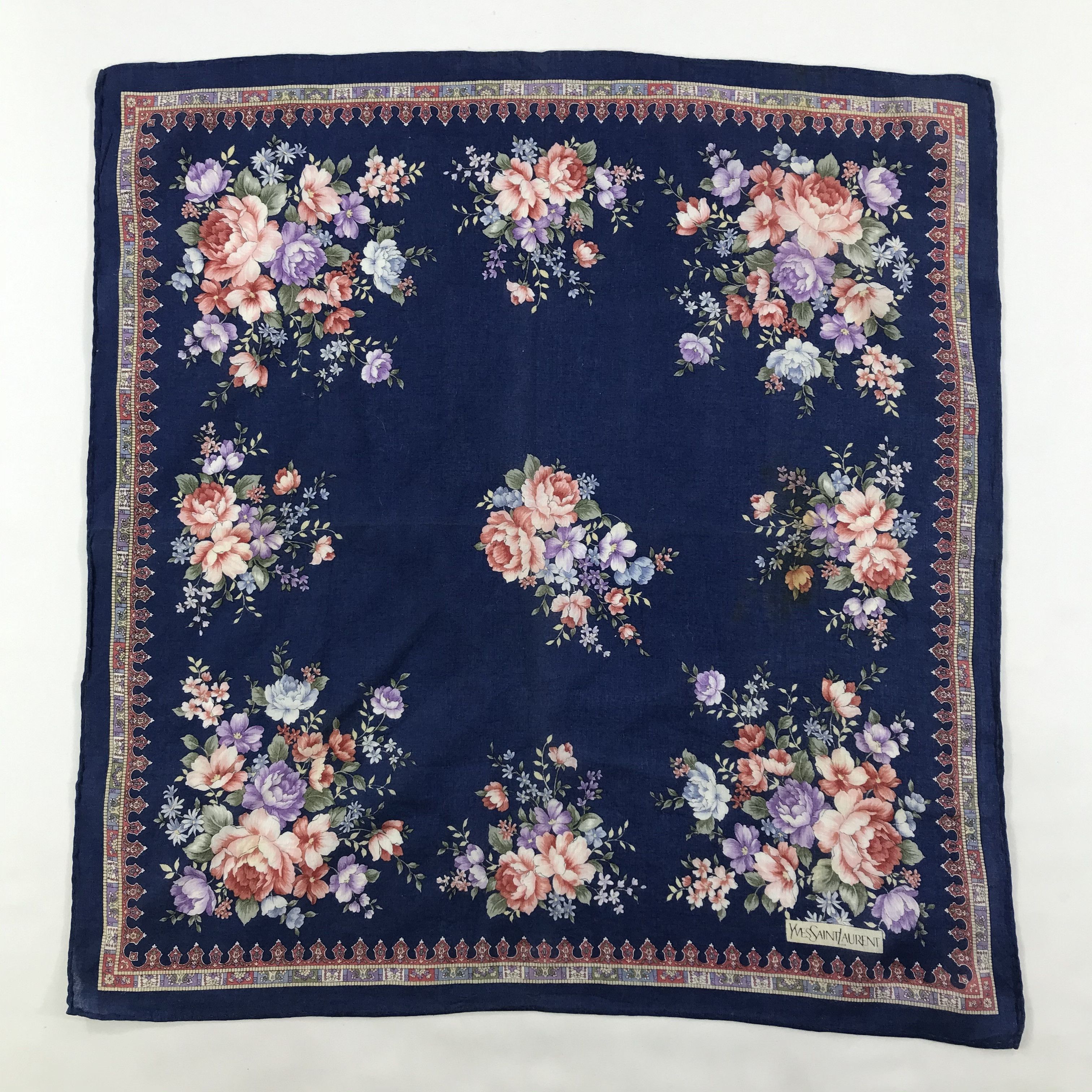 Vintage Yves Saint Laurent Bandana / Handkerchief/Neckerchief -S1297 Size ONE SIZE - 1 Thumbnail