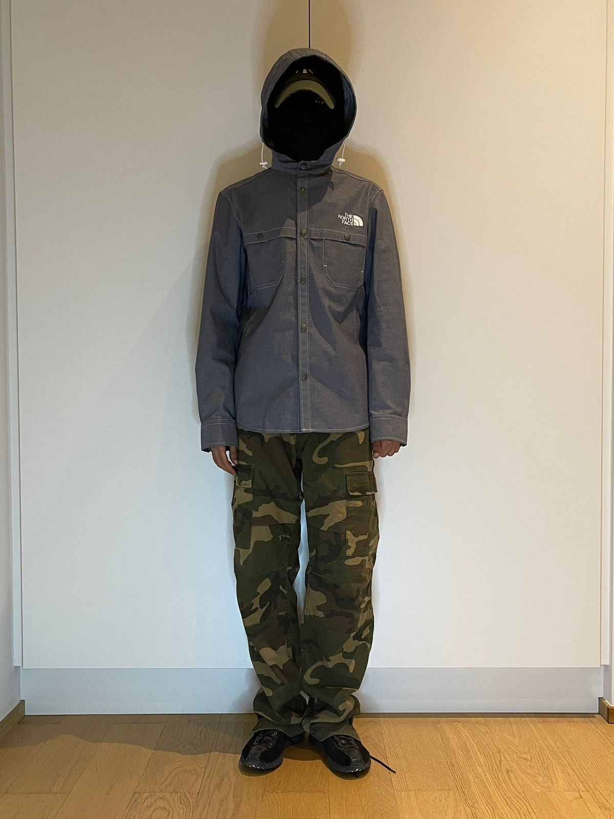 Junya Watanabe × The North Face Junya Watanabe The North Face FW18 Denim Effect Jacket Shirt Size US S / EU 44-46 / 1 - 1 Thumbnail