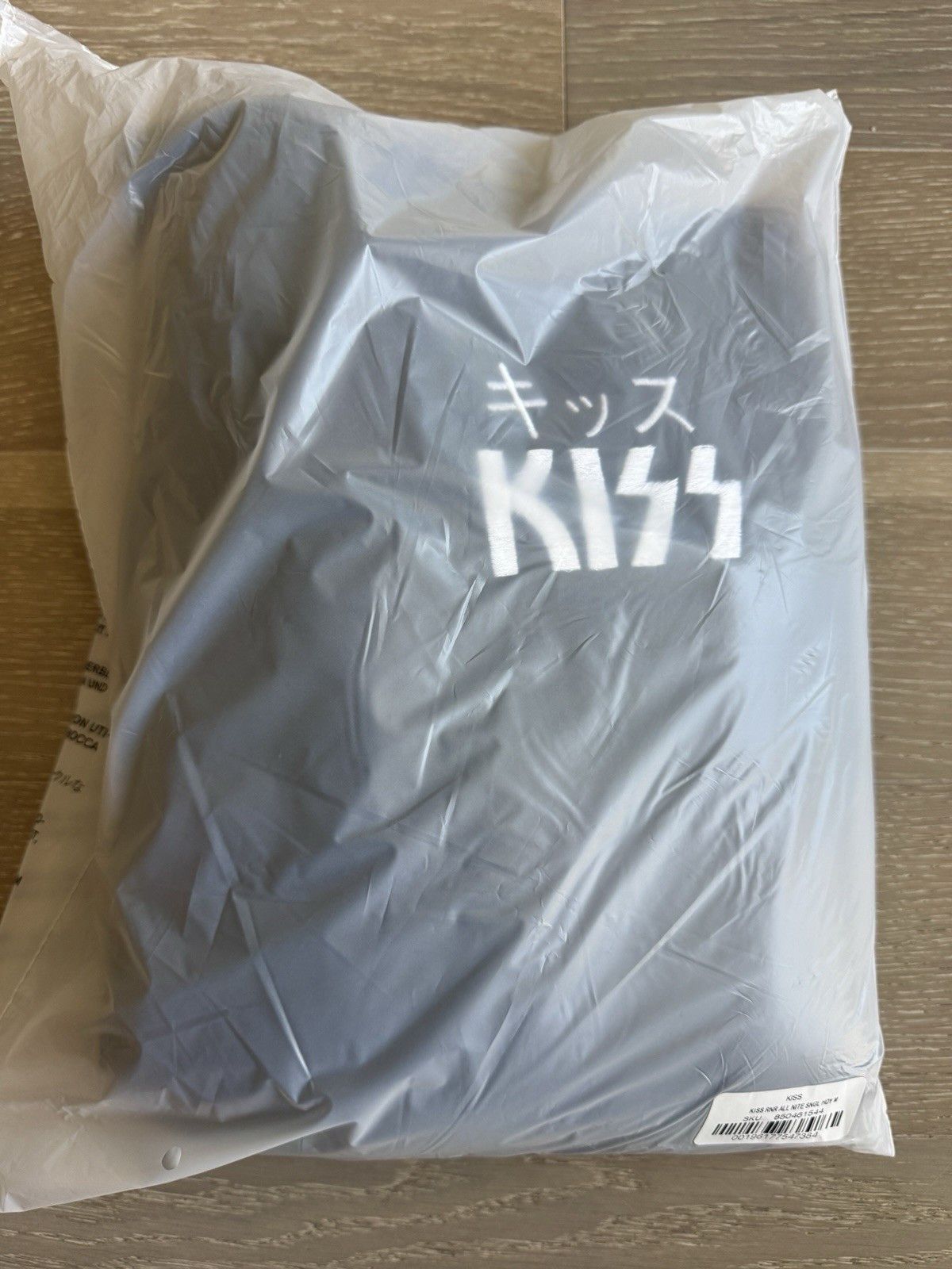 KISS MEDIUM KISS Rock and Roll All Nite Single Sweatshirt Hoodie Size US M / EU 48-50 / 2 - 11 Thumbnail
