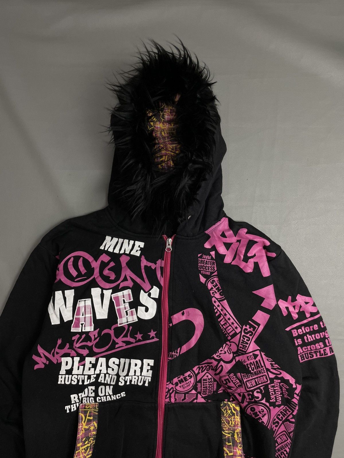 Le Grande Bleu (L.G.B.) Soriderre Poem Zip Fur Hoodie Size US M / EU 48-50 / 2 - 2 Thumbnail