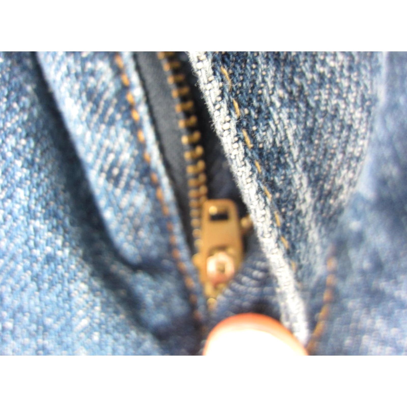 Levi's VINTAGE Levi's 505 Shorts Mens 33 Blue Denim 90s Jeans Jorts Casual Workwear Size US 33 - 4 Thumbnail