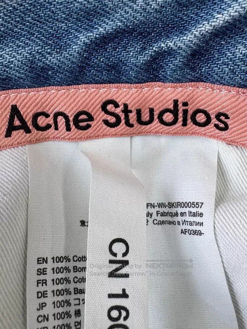 Acne Studios Acne Studios Wash blue leather label ripped denim half-ski Size 42" / US 20 - 7 Thumbnail