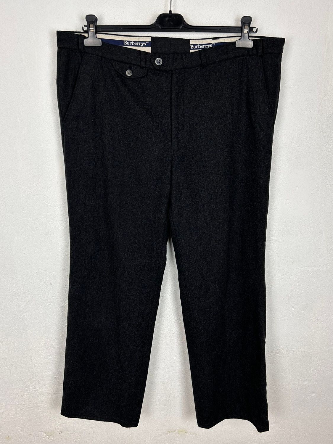 Burberry 90s Vintage Burberrys Wool Casual Pants Trousers In Grey Size US 36 / EU 52 - 1 Thumbnail