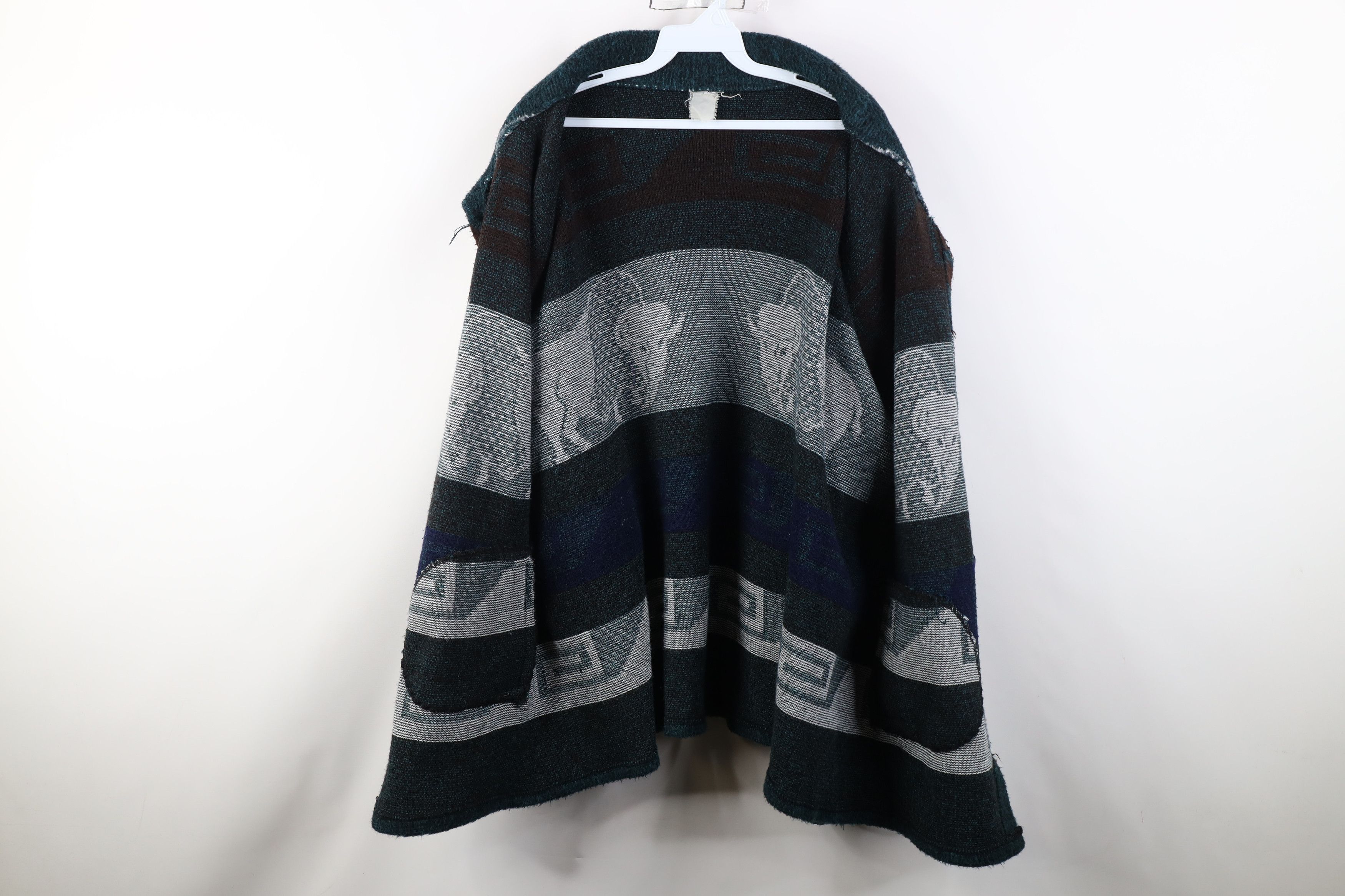 Vintage Vintage 90s Streetwear Southwestern All Over Print Jacket Size US XL / EU 56 / 4 - 12 Thumbnail