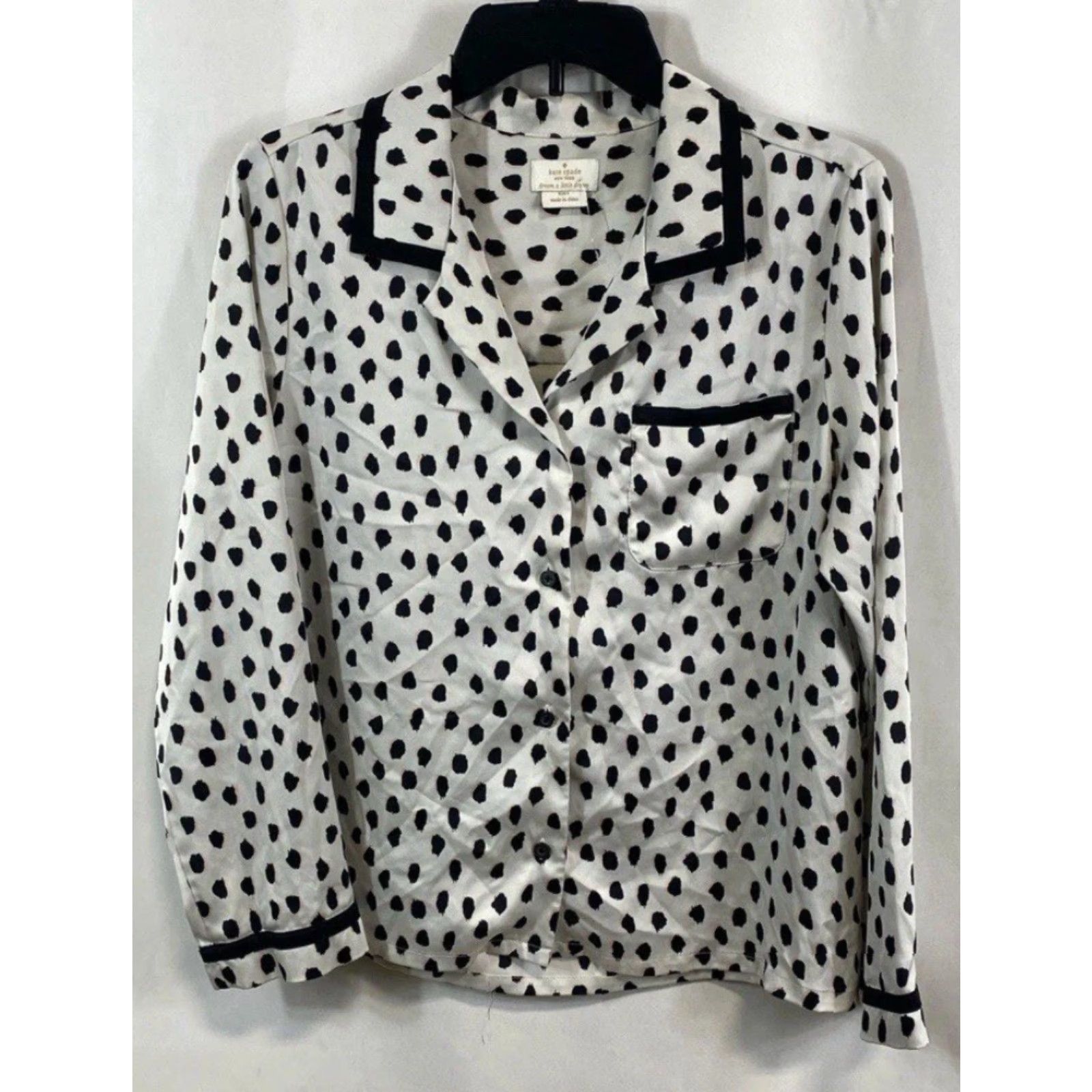 Vintage VINTAGE NWOT Women’s Kate Spade New York White/Black Dots ButtonUp Pajama Top Size S Size S / US 4 / IT 40 - 2 Thumbnail