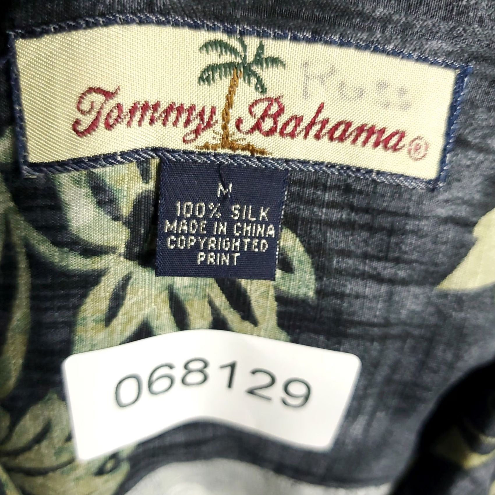 Tommy Bahama Tommy Bahama Shirt Mens Medium Gray Floral Silk Button Up Short Sleeve Size US M / EU 48-50 / 2 - 8 Thumbnail