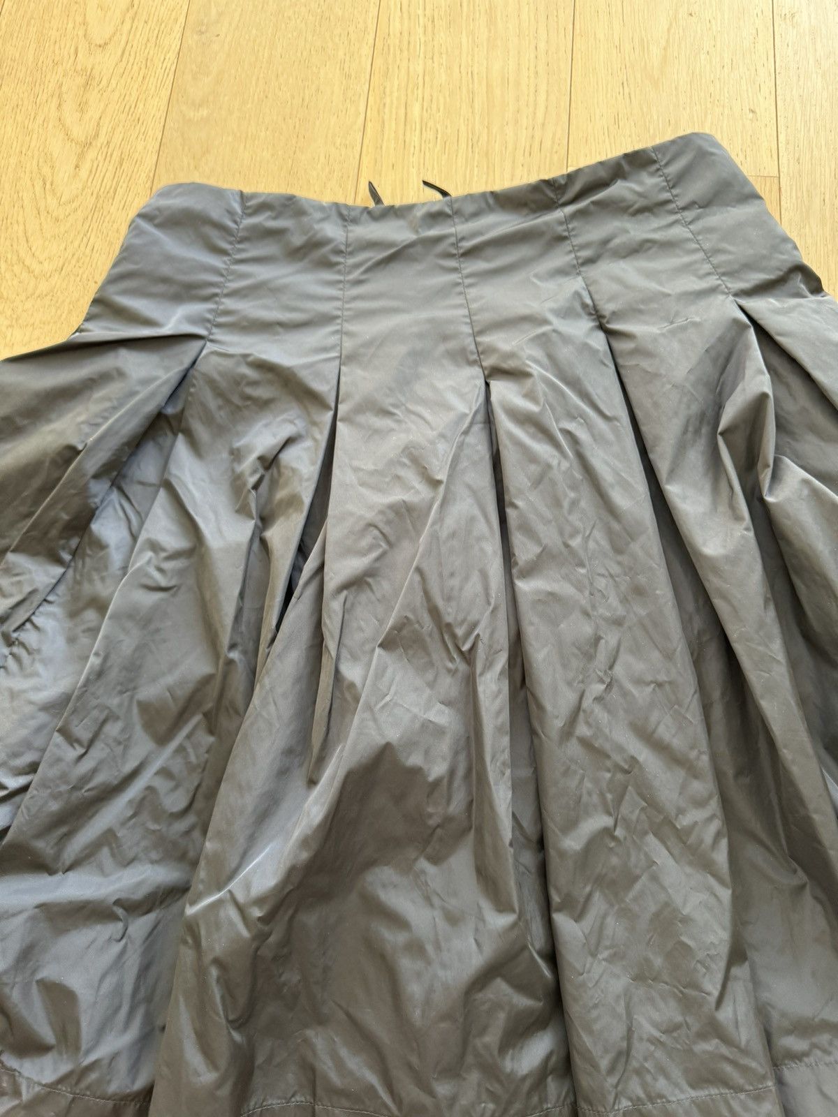 Prada Stunning rare archive vintage prada skirt Size 28" / US 6 / IT 42 - 3 Thumbnail