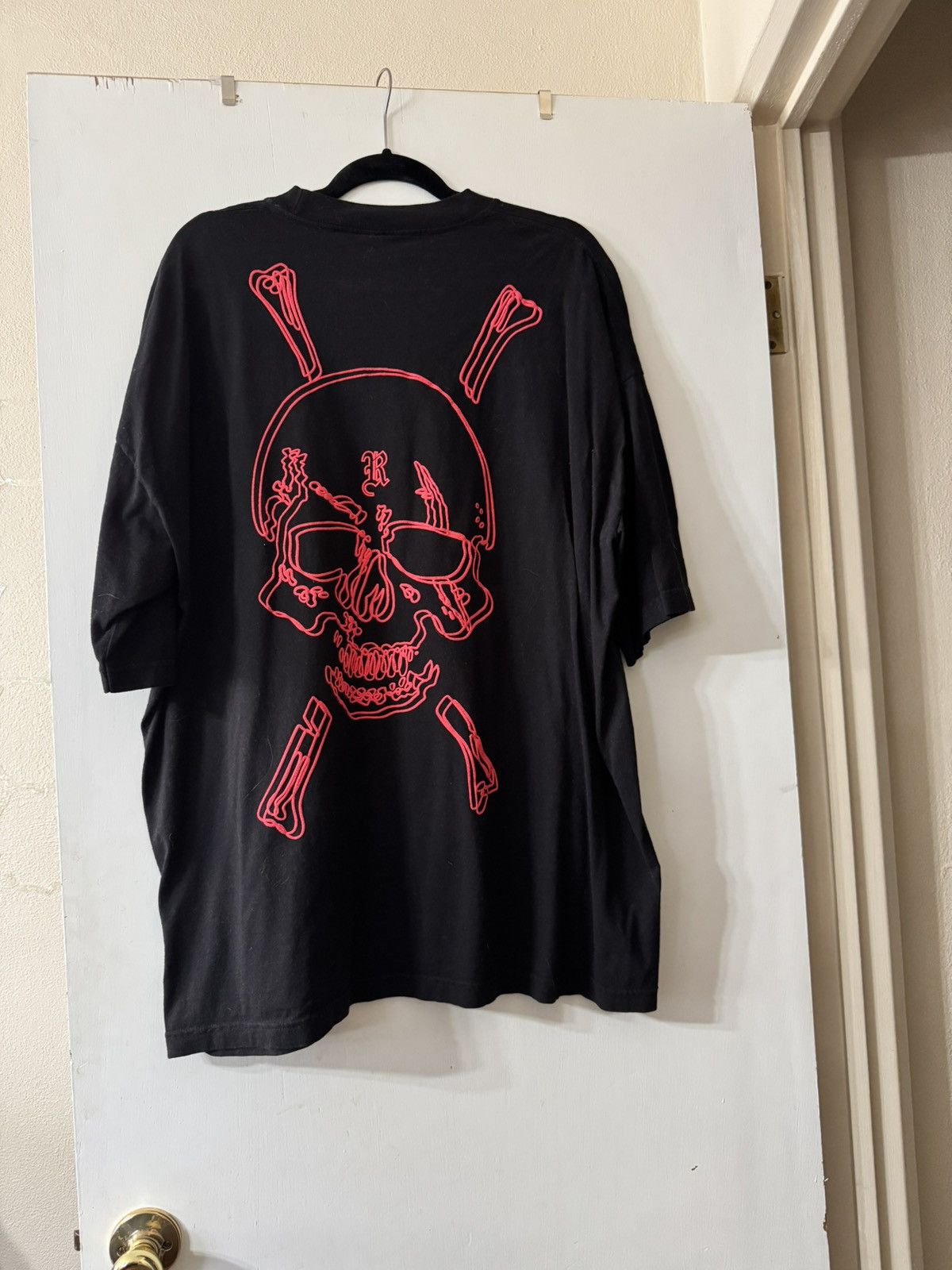 Revenge Revenge Black & Red City Morgue Skull n Bones tee. Size US XXL / EU 58 / 5 - 4 Thumbnail