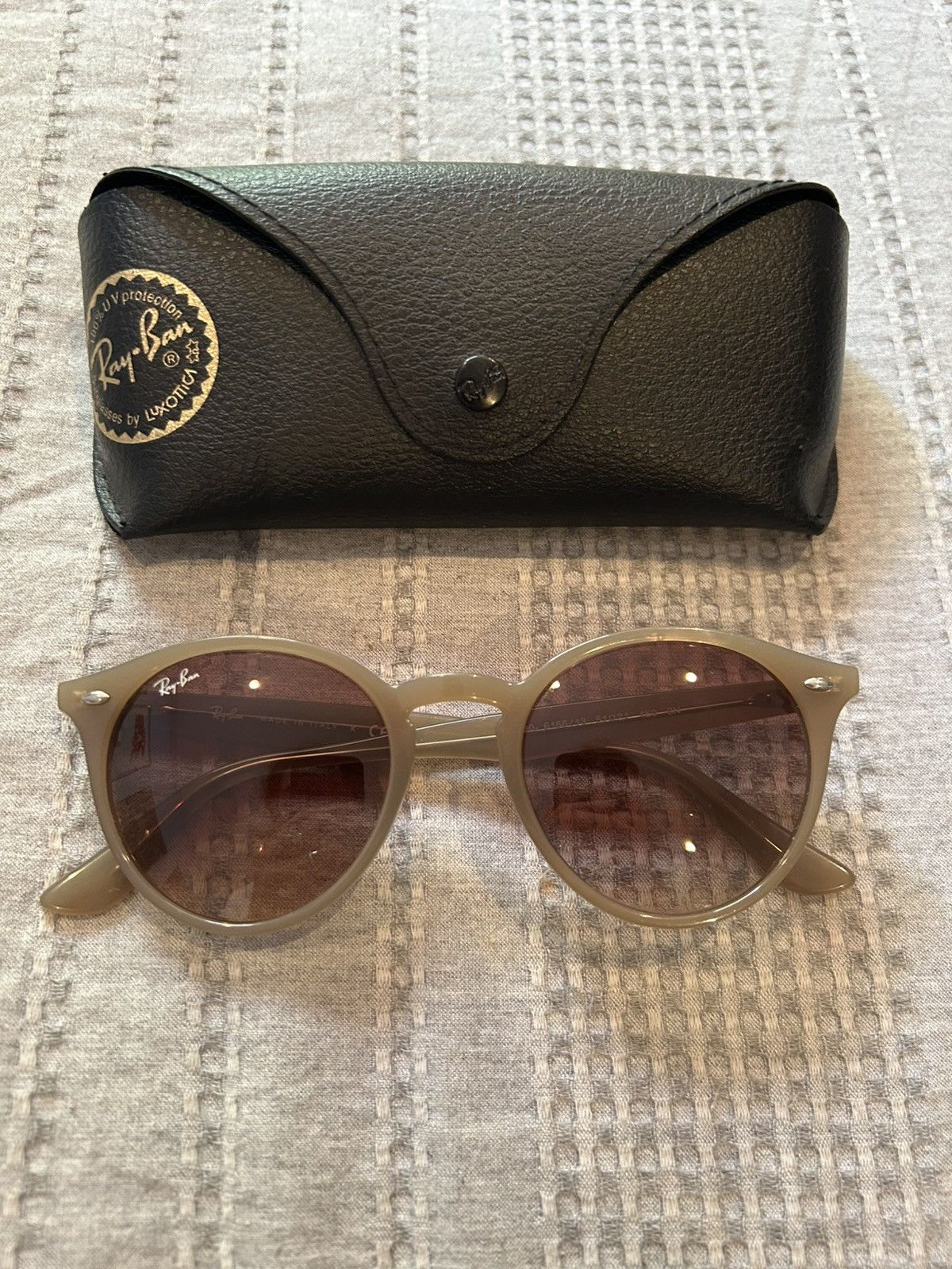 Designer × RayBan RayBan RB2180 Size ONE SIZE - 4 Thumbnail