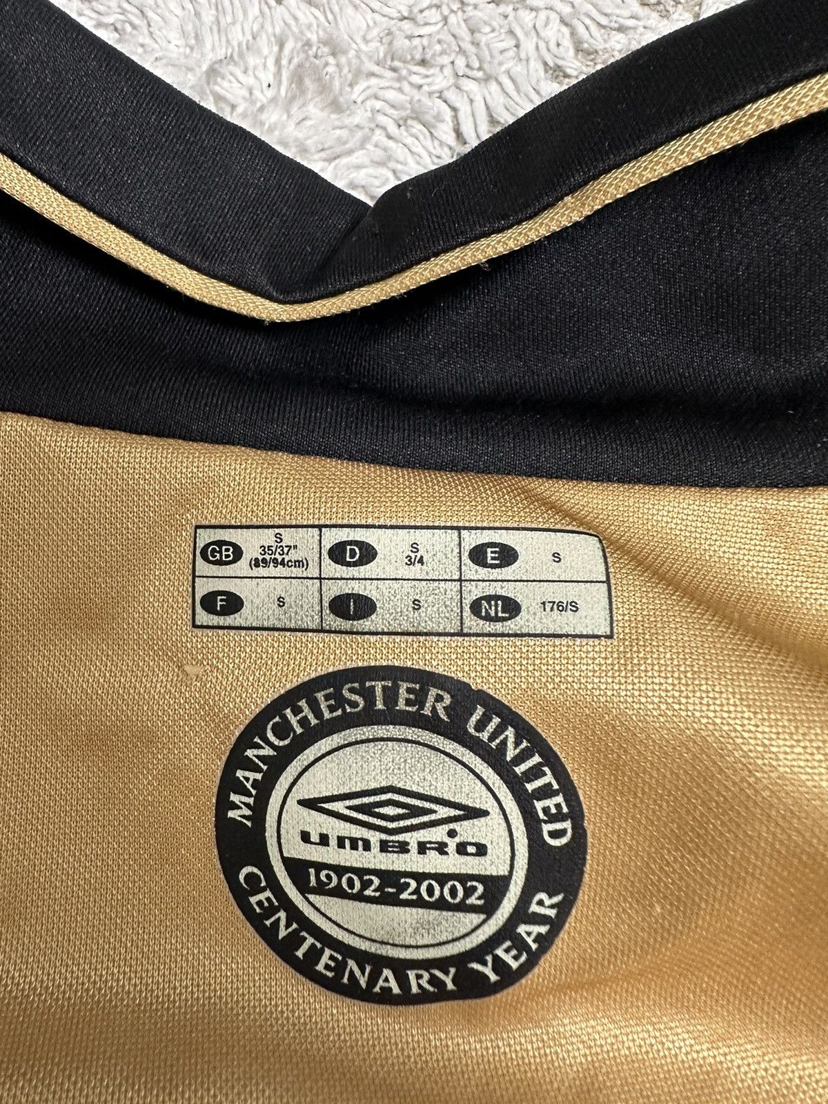 Umbro Umbro Manchester United 2001/02 Centenary Reversible Shirt S Size US S / EU 44-46 / 1 - 15 Thumbnail