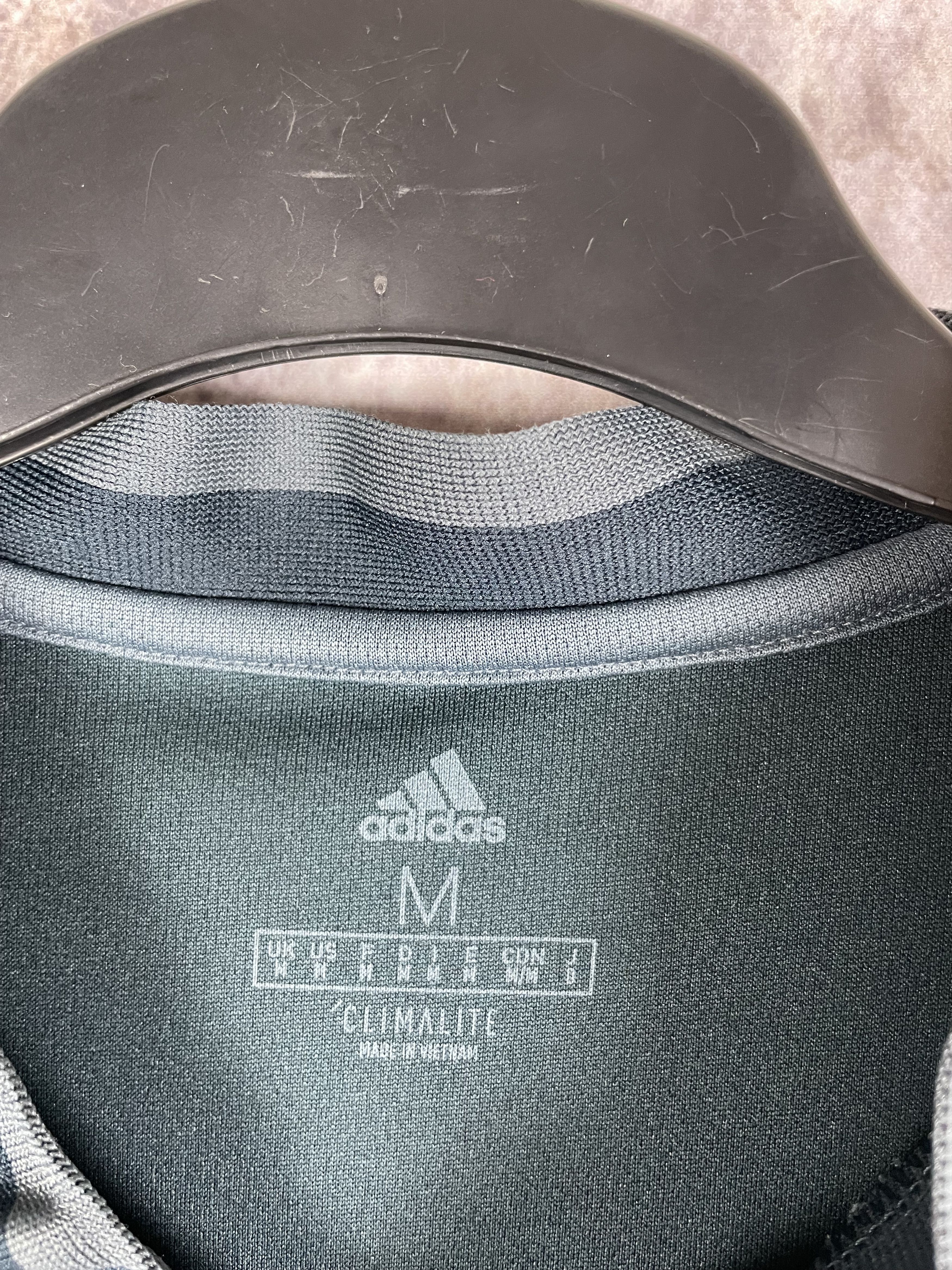 Adidas Real Madrid Adidas Soccer Jersey Shirt 2018 Size US M / EU 48-50 / 2 - 5 Thumbnail