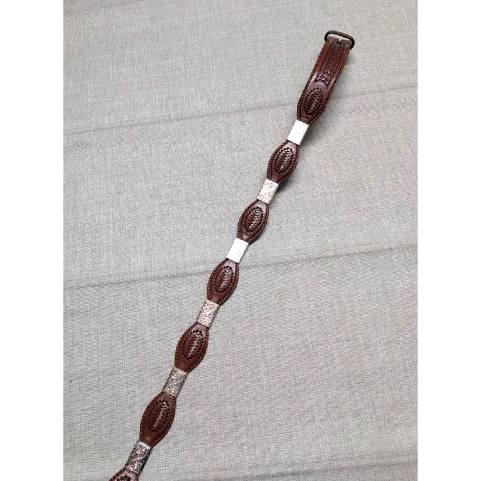 Vintage VINTAGE Justin western belt Concho tooled leather brown 32 buckle scalloped belt rodeo Southwestern Mens Size 32 - 3 Thumbnail