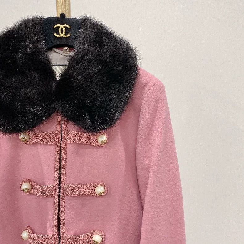Gucci Gucci Pink with pearl buckle jacket 2504-Nextarrow Size S / US 4 / IT 40 - 3 Thumbnail