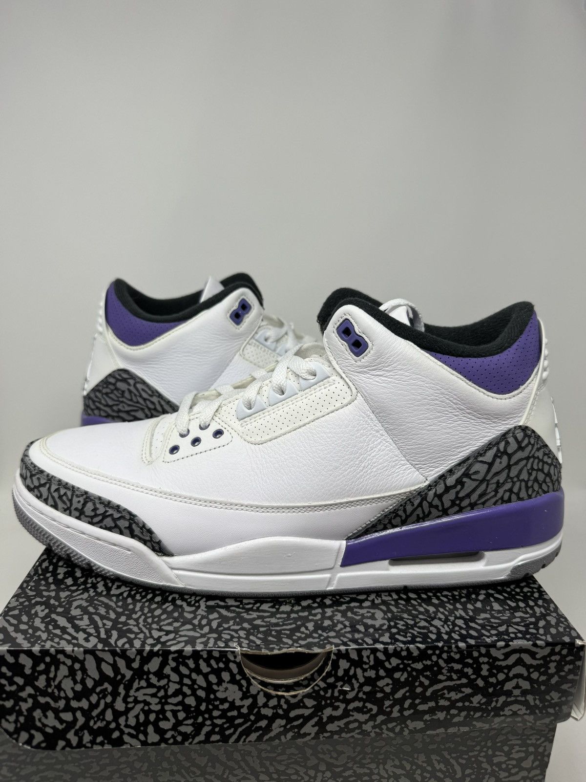 Jordan Brand Nike Air Jordan 3 Retro Dark Iris Size US 13 / EU 46 - 3 Thumbnail