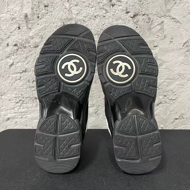 Chanel Chanel Black and White Sneakers Size US 7 / EU 40 - 7 Thumbnail