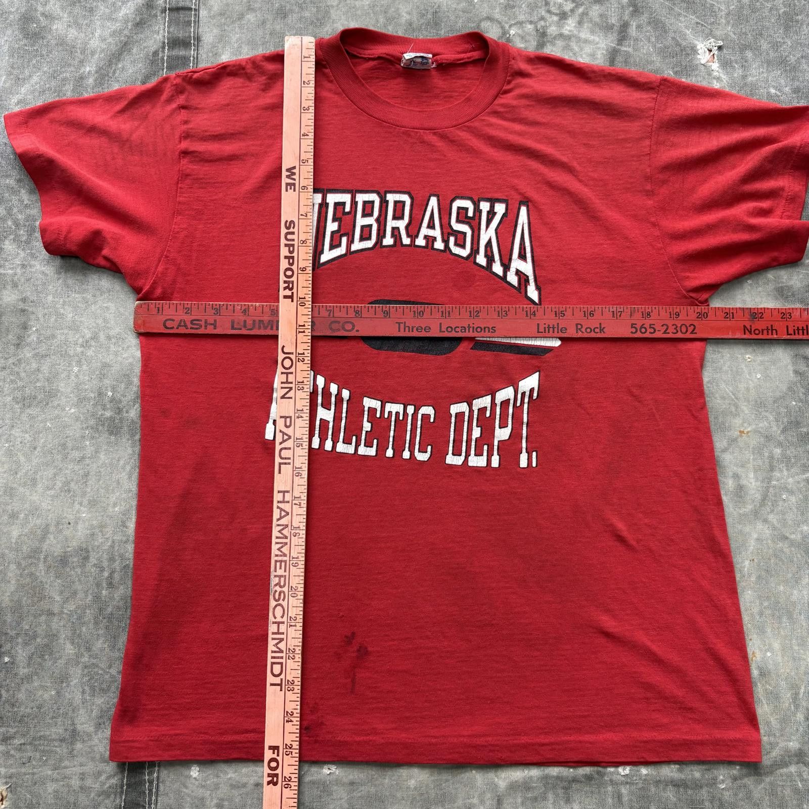 Champion Vintage Distressed 80s Champion Nebraska Cornhuskers Shirt Size US L / EU 52-54 / 3 - 4 Thumbnail