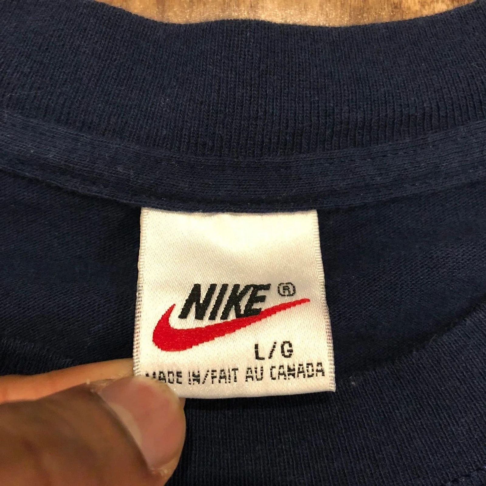 Nike × Vintage Vintage 90s Nike Center Swoosh Tee Size US L / EU 52-54 / 3 - 5 Thumbnail