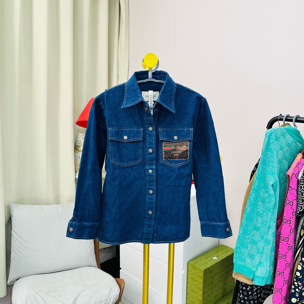 Gucci Gucci Size 38 Denim vintage logo shirt 2501-Nextarrow Size US XXS / EU 40 - 1 Thumbnail