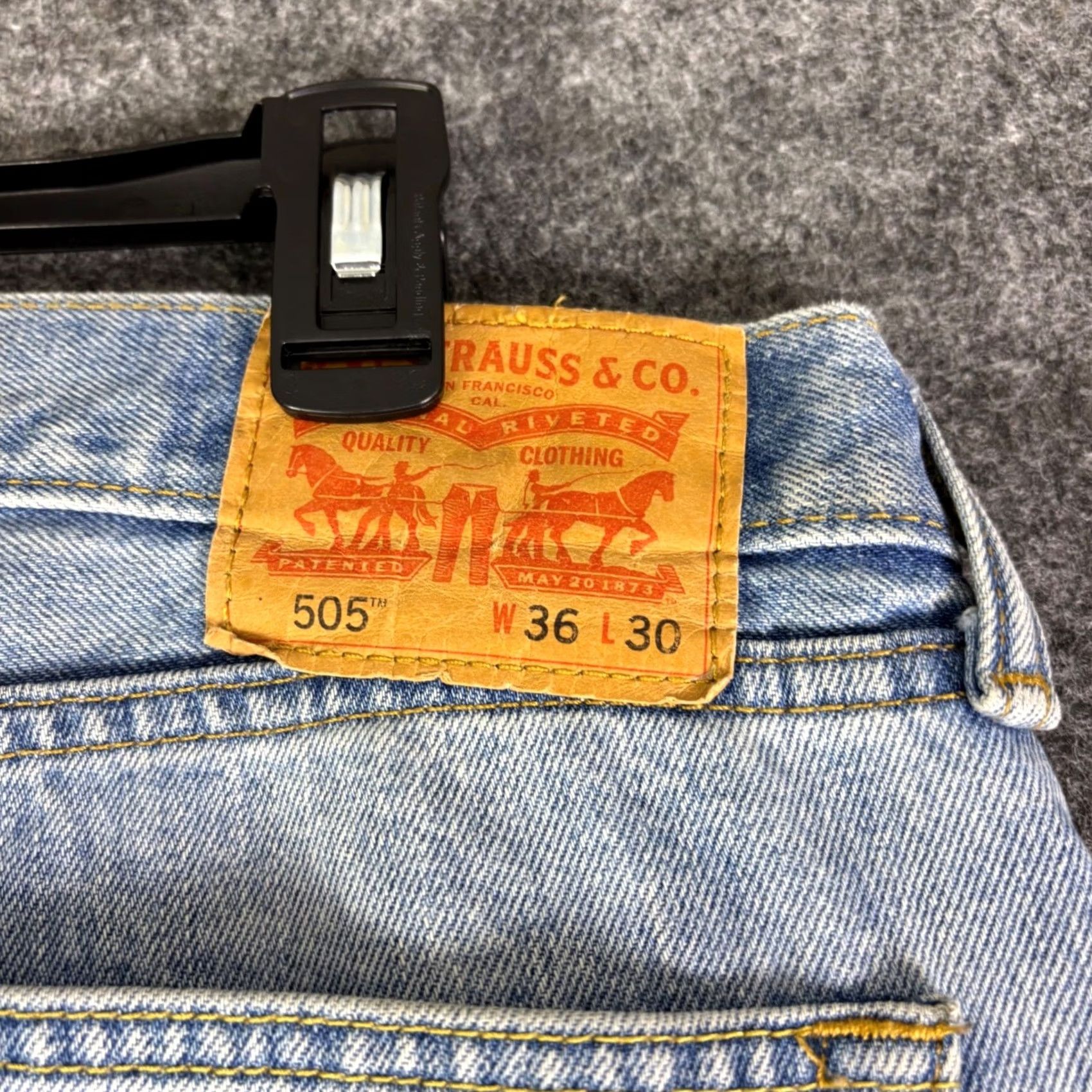 Levi's Levi's 505 Regular Fit Light Wash Denim Jeans Mens 36x26 Vintage No Size US 36 / EU 52 - 7 Thumbnail