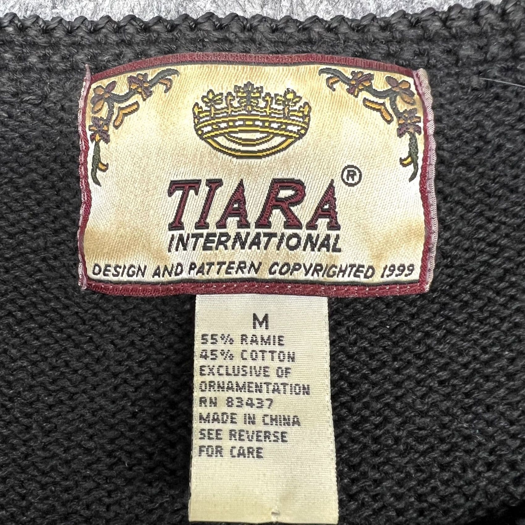 Vintage Vintage Tiara International Sweater Womens M Black Beaded Cardigan Floral 90s Size M / US 6-8 / IT 42-44 - 3 Thumbnail