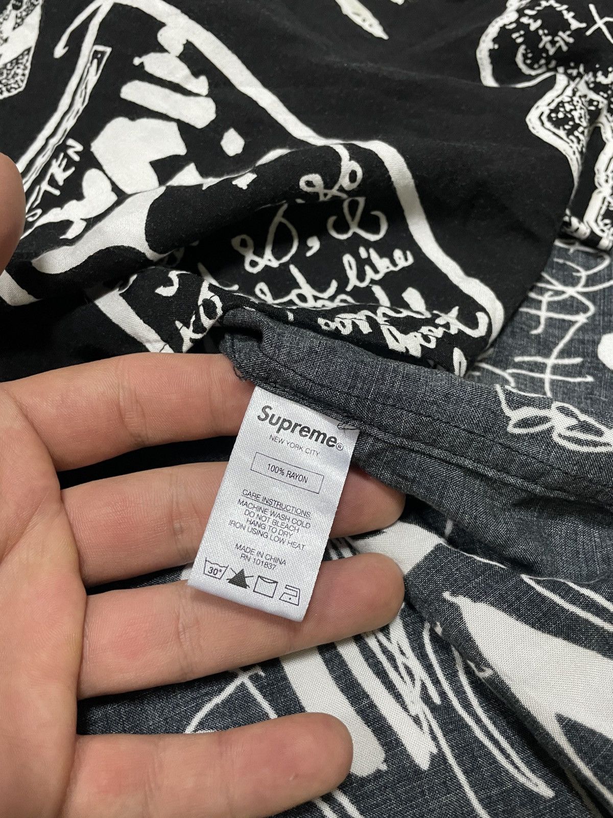 Supreme Supreme SS17 Dream Rayon all over print Size US XL / EU 56 / 4 - 6 Thumbnail