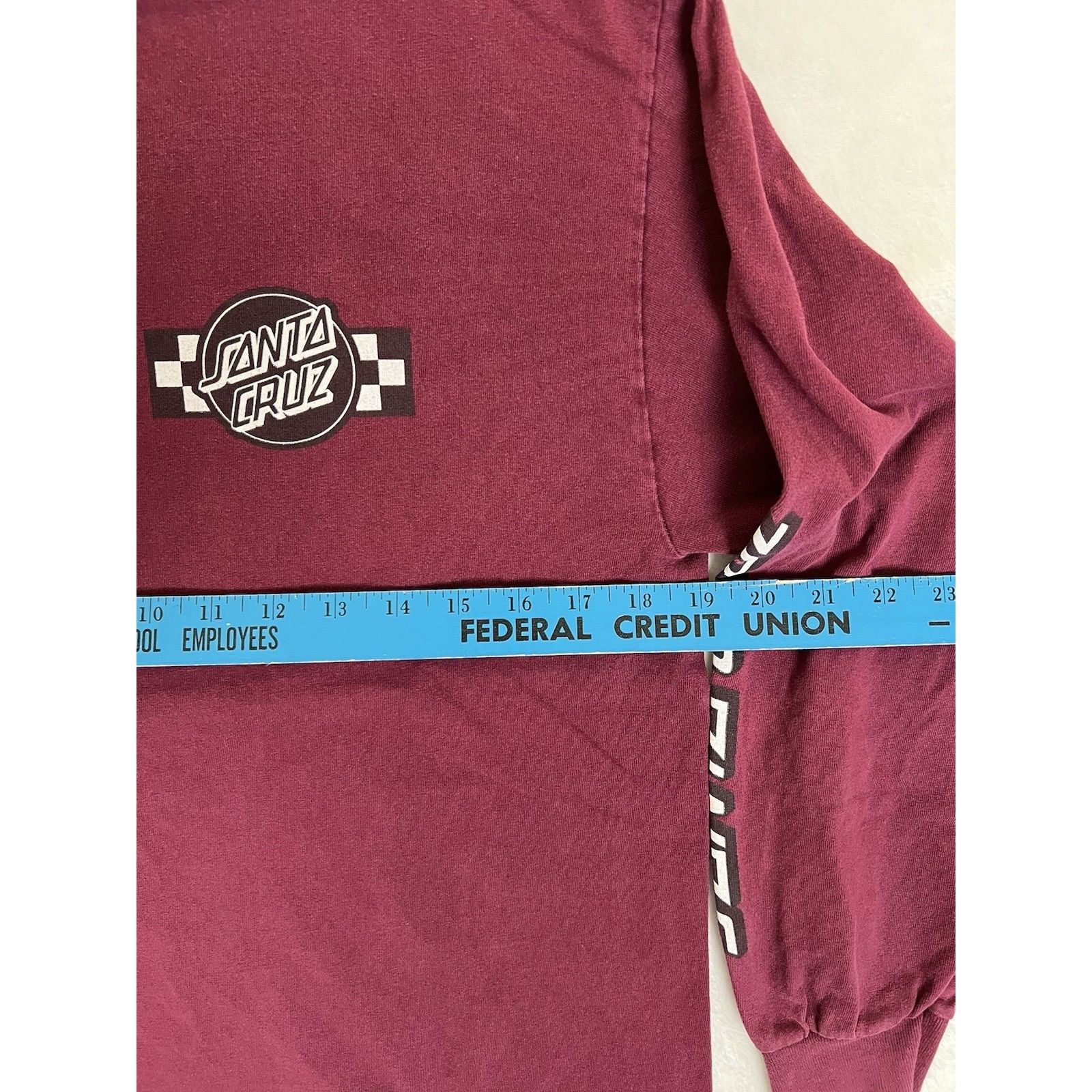 Santa Cruz Skateboards Vintage Santa Cruz Skateboard Long Sleeve T-Shirt Size M Dou Size US M / EU 48-50 / 2 - 6 Thumbnail