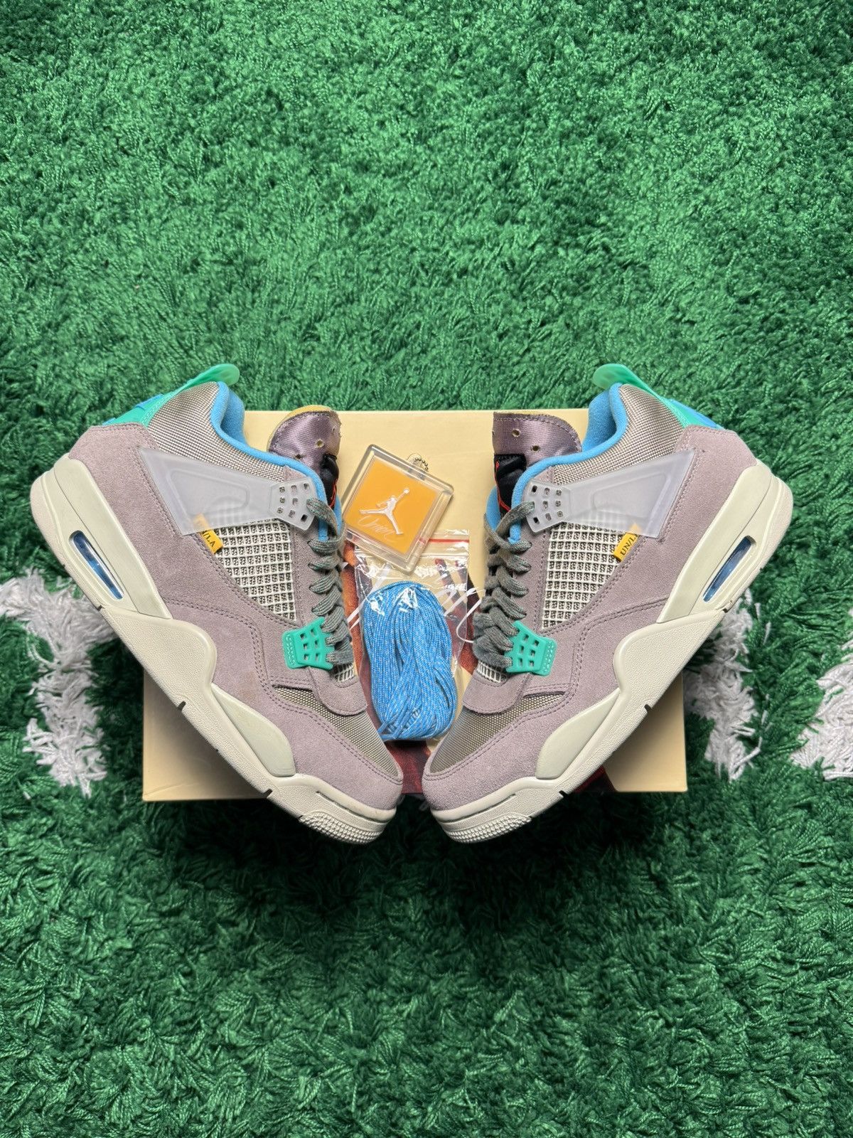 Jordan Brand × Union LA Unión X Jordan Retro 4 ‘Taupe Haze’ Size US 8.5 / EU 41-42 - 1 Thumbnail