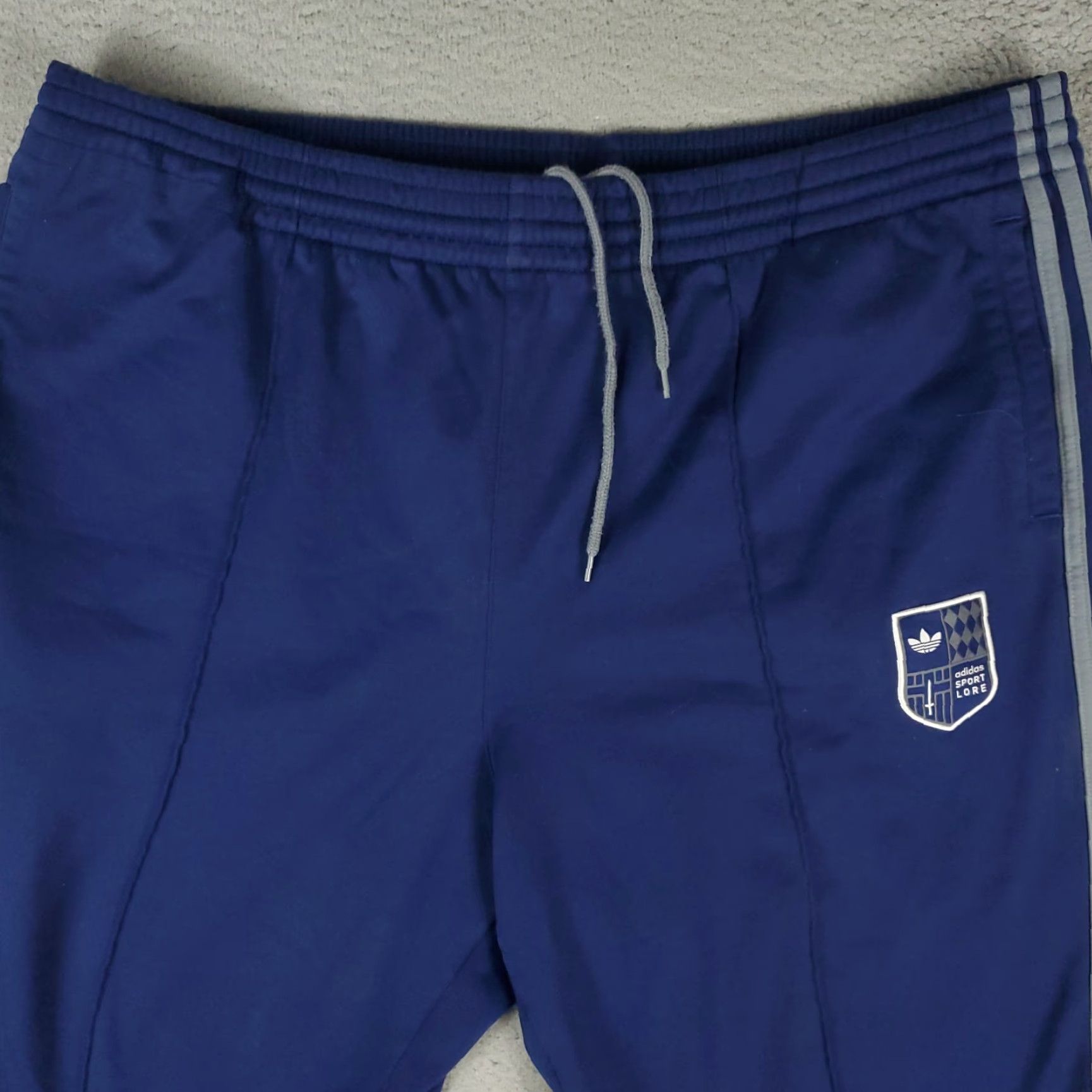 Adidas Adidas Pants 2XL Mens Blue Track Sweatpants Joggers Pants 42x25 Inseam 30 Regular Fit Straight Size US 39 - 2 Thumbnail