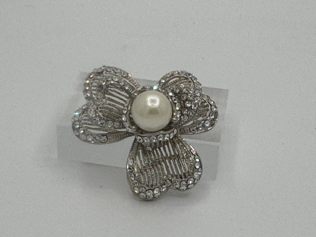 The Unbranded Brand Sparkling Rhinestone Bow Brooch w/ Pearl – 1.75" Size ONE SIZE - 4 Thumbnail