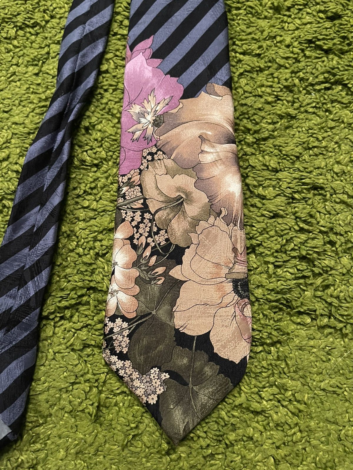 Designer × Kenzo × Vintage Kenzo 1990s vintage floral pattern silk tie Size ONE SIZE - 2 Thumbnail