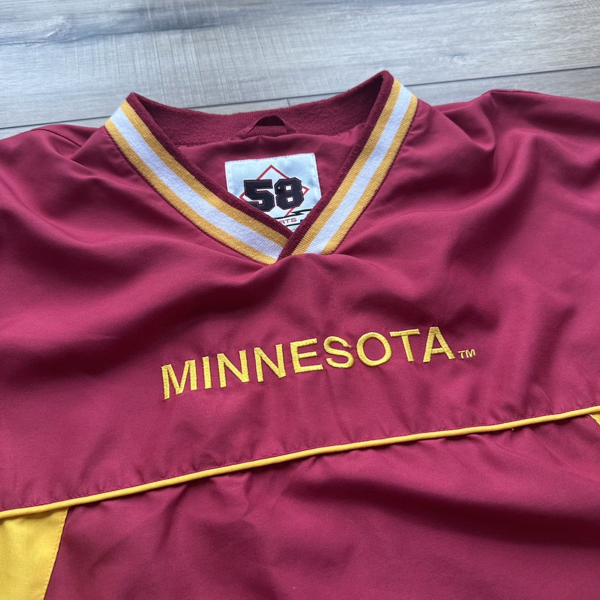 Other Vintage 90s Minnesota Golden Gophers Windbreaker Pullover Size US L / EU 52-54 / 3 - 9 Thumbnail